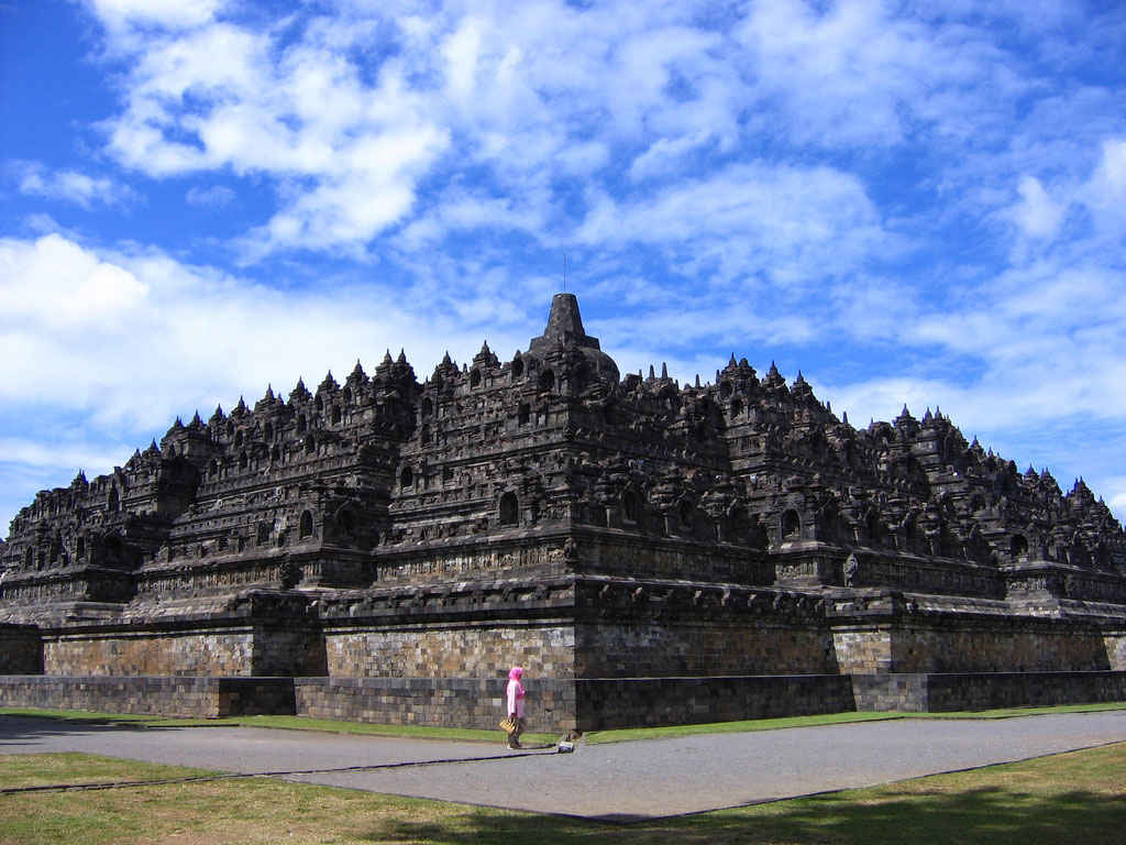1024x768 Borobudur Temple: Historical and Cultural Tour in Largest Temple
