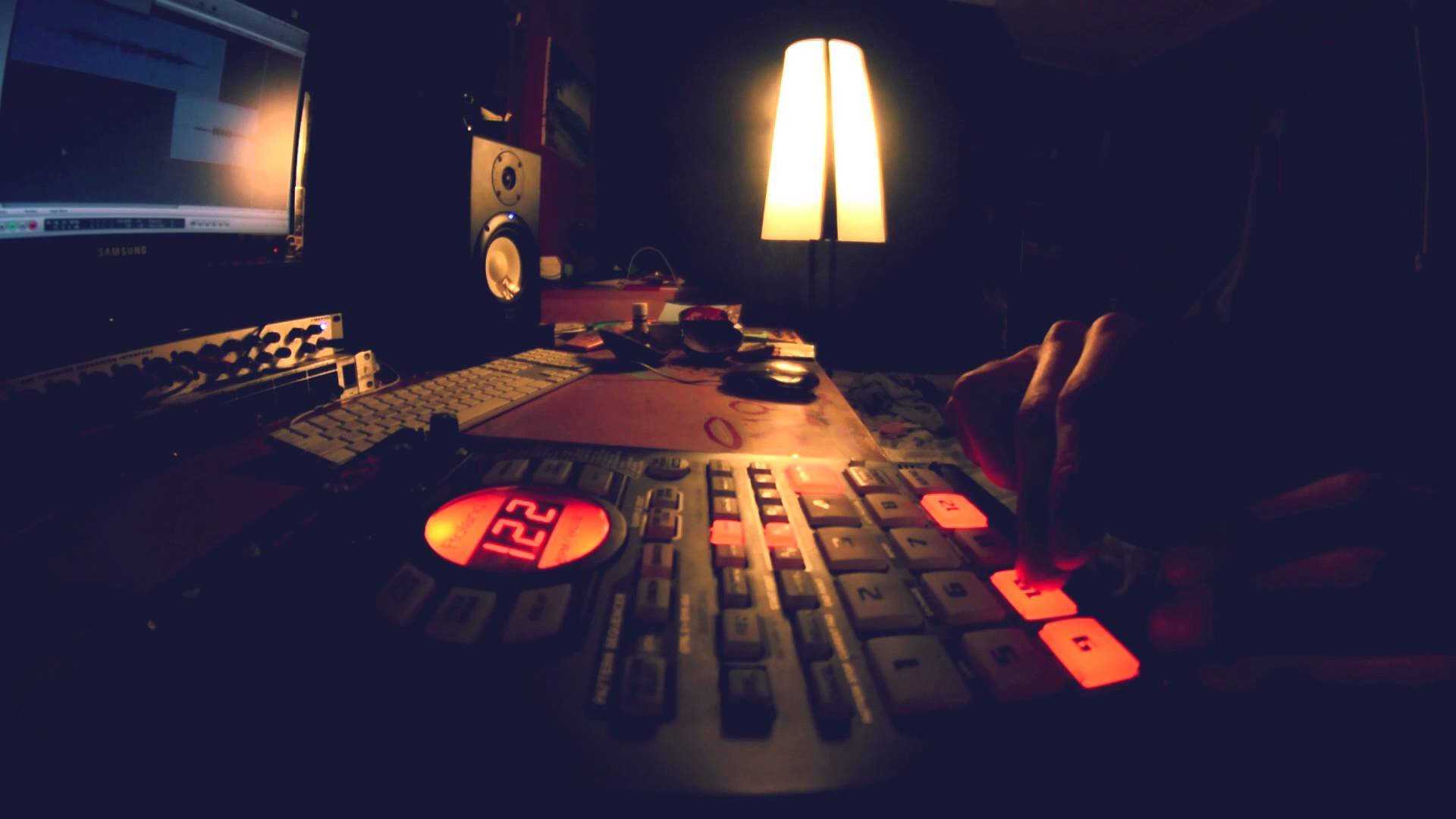1920x1080 LiveWIRE Blog