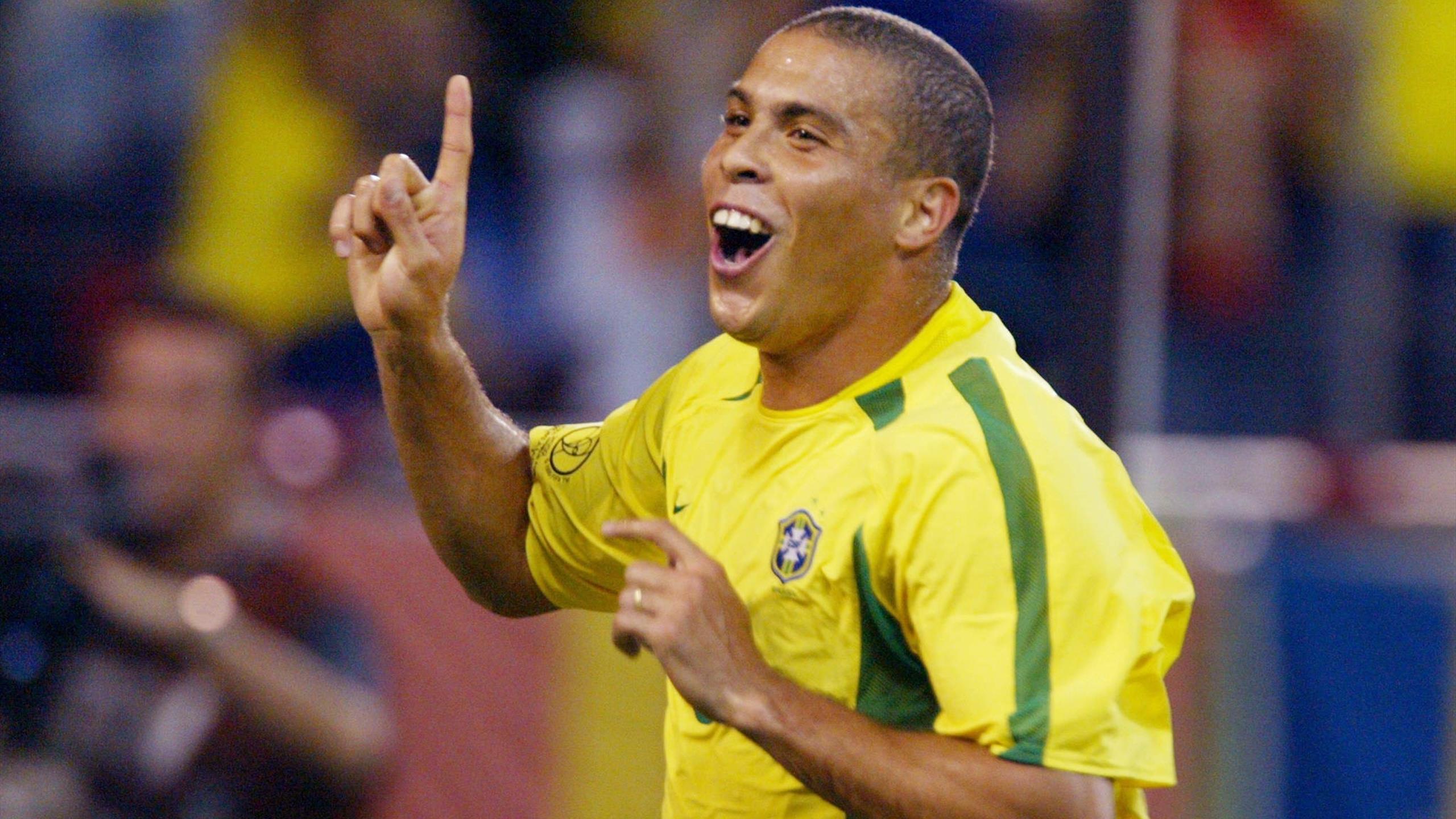 2560x1440 For me Ronaldo is the game' Milan star Zlatan Ibrahimovic hails Brazil legend's influence