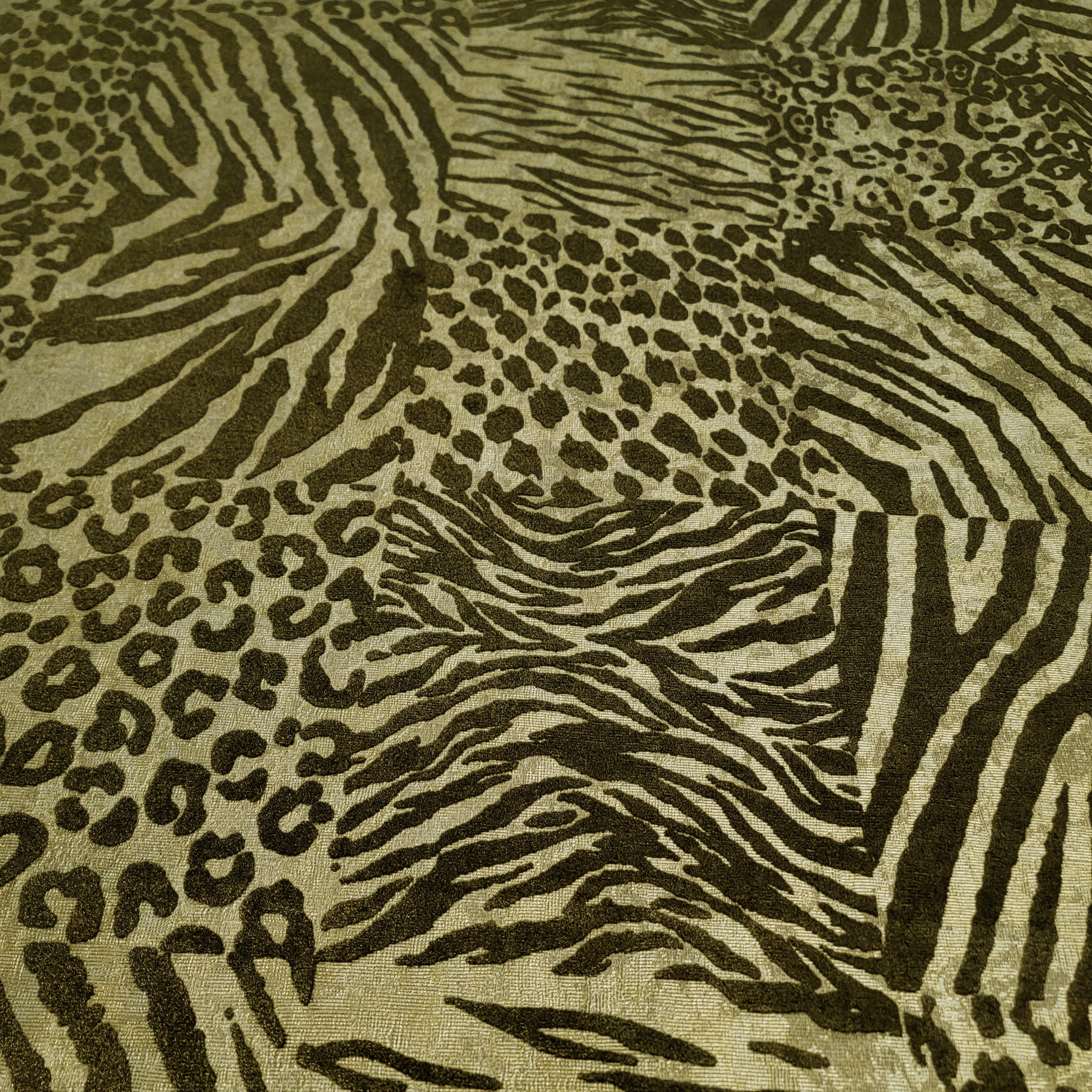 2992x2992 Flocked Textured brown gold metallic velvet Wallpaper faux anim