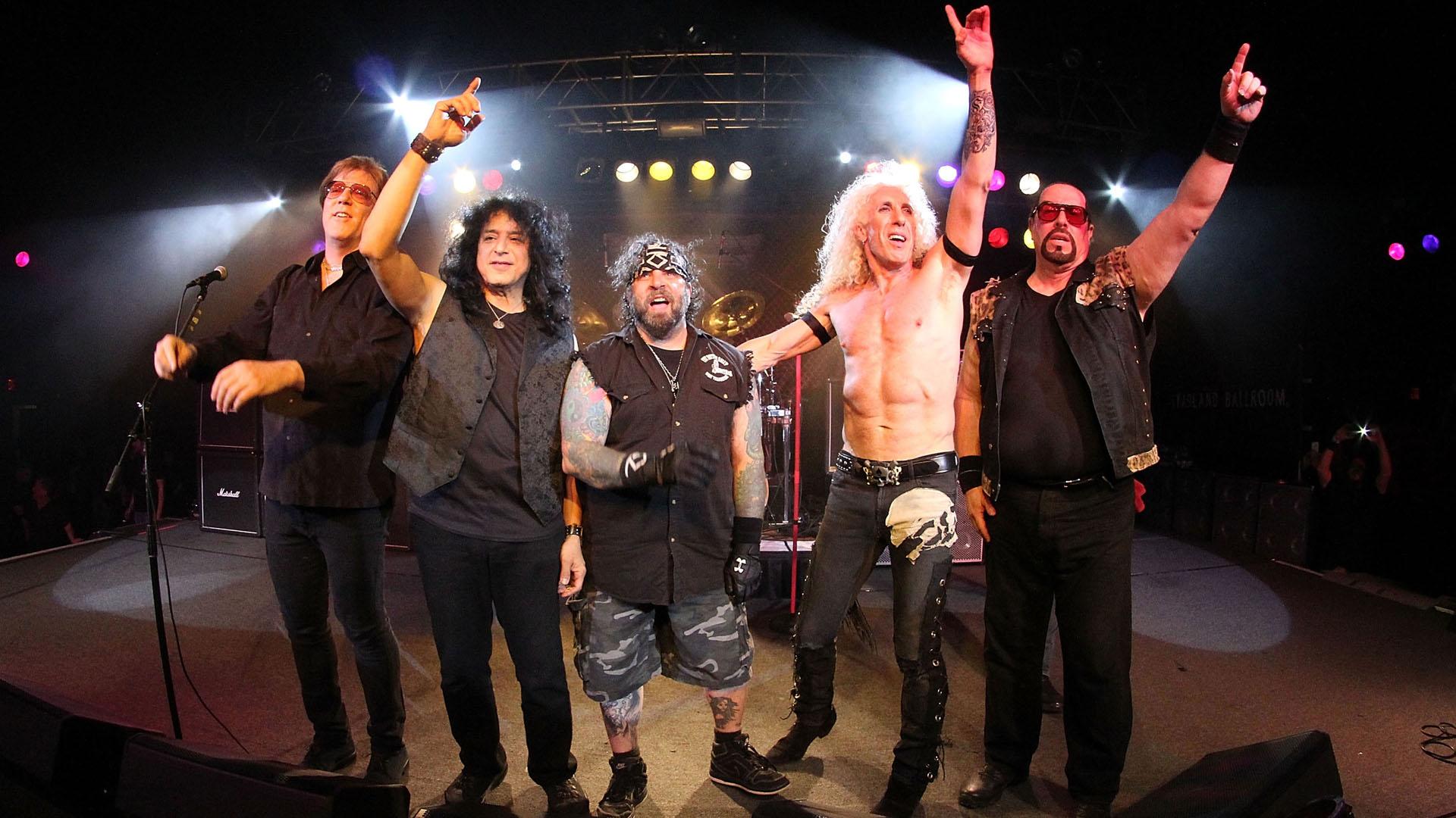 1920x1080 Twisted Sister Drummer Dead: A.J. Pero Found Unresponsive on Tour Bus