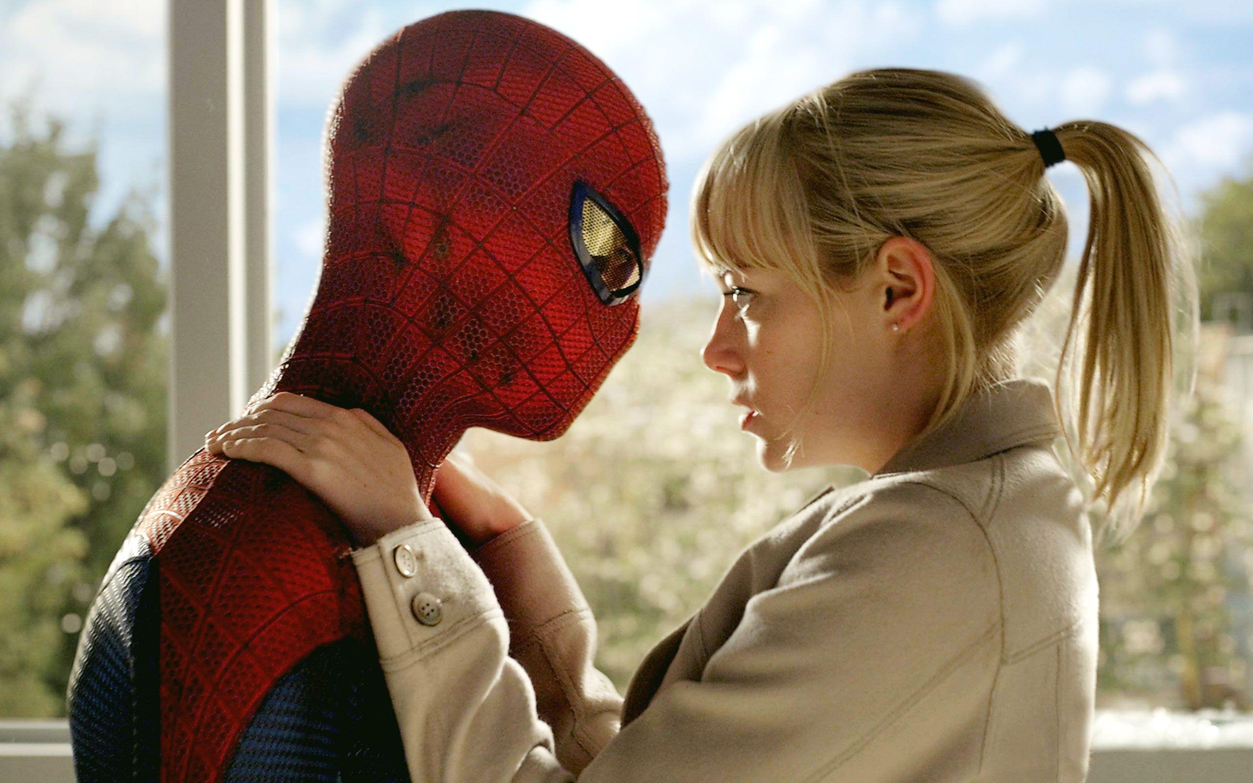 2560x1600 Spider Man Gwen Stacy #spider #gwen #stacy K #wallpaper #hdwallpaper #desktop. Andrew garfield, Gwen stacy, Peter parker