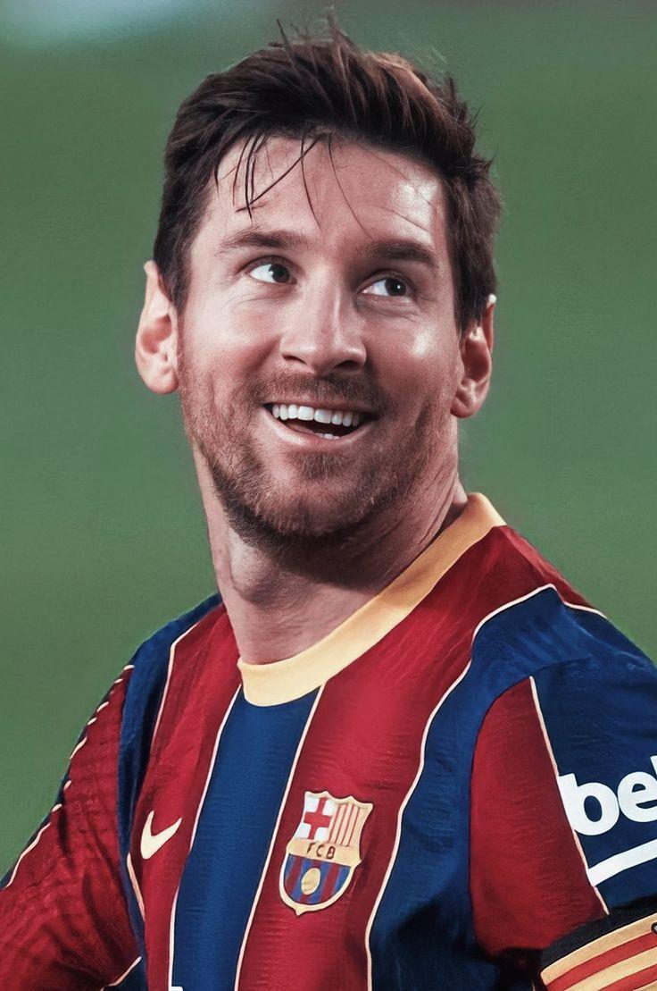 Hãy trang trí màn hình điện thoại hoặc máy tính của bạn với những hình nền đầy tươi cười của Messi. Những tấm ảnh này sẽ khiến bạn luôn cảm thấy vui vẻ và kích thích tinh thần làm việc. Hãy xem ngay để lấy được những tấm hình nền hạnh phúc nhất của Messi.