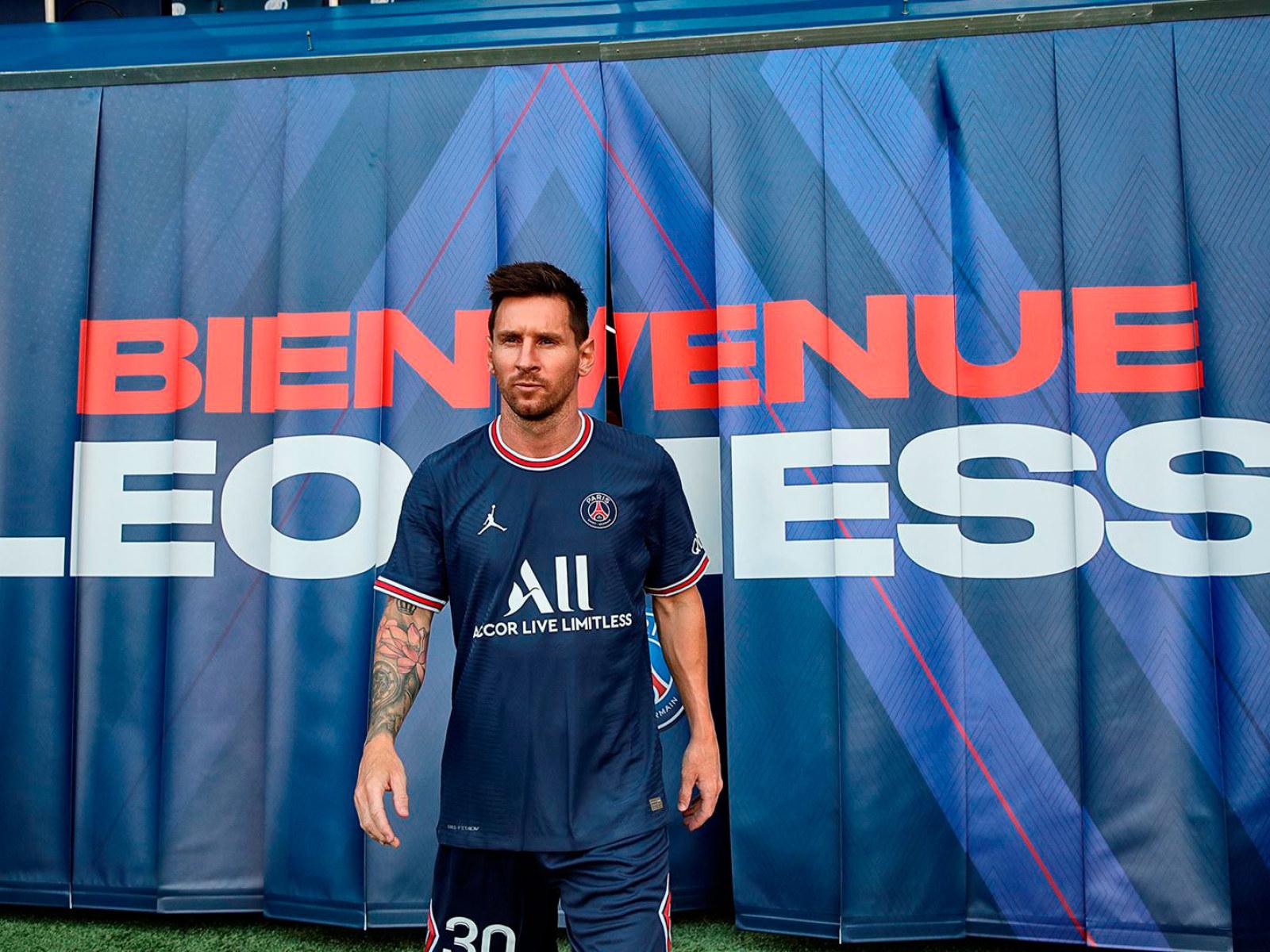 1600x1200 Messi PSG Wallpaper, Welcome Leo Messi • Wallpaper For You