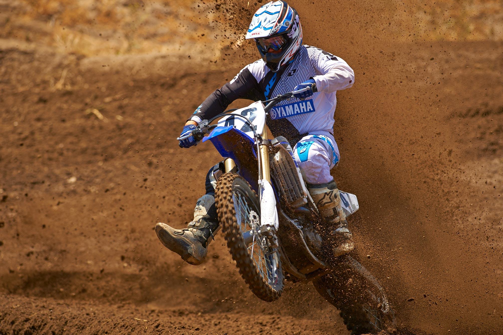 2015x1343 Yamaha YZ450F Review