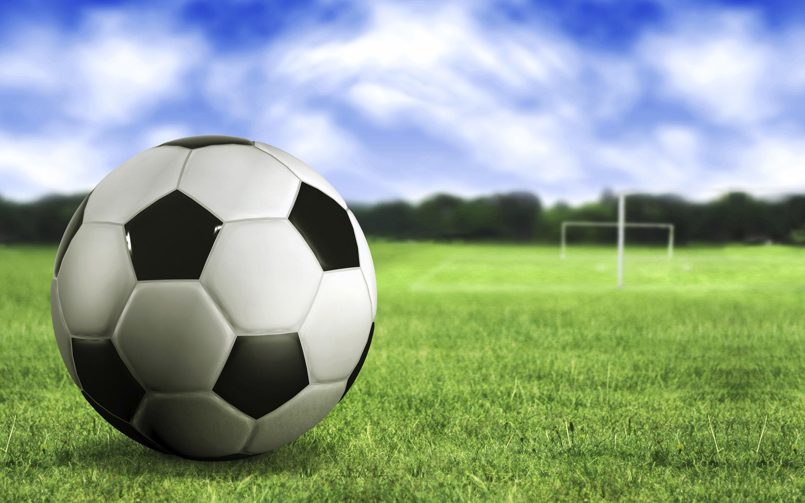 2560x1600 Football football 2 rue Wallpaper