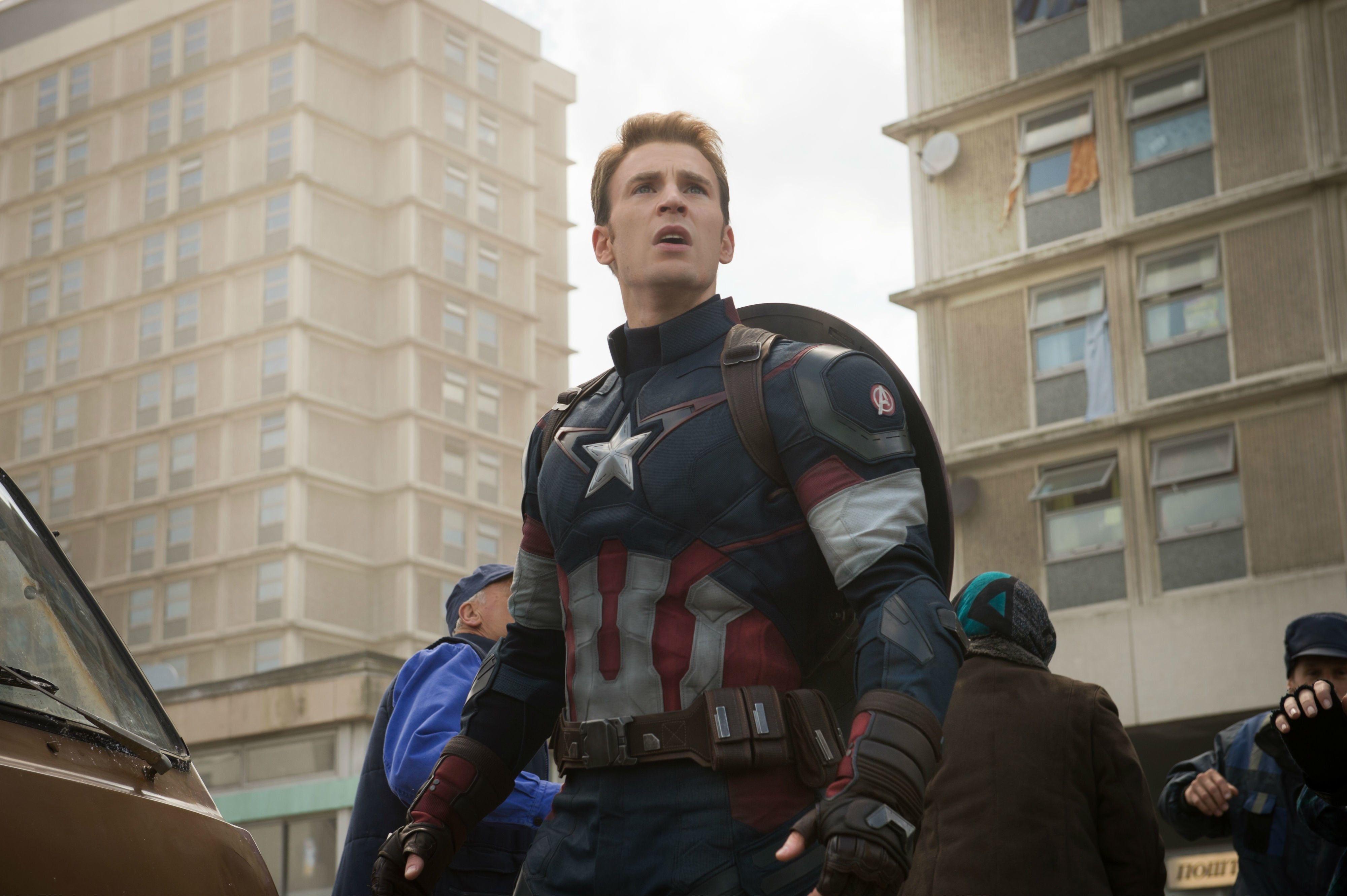 4000x2662 Captain America suit Avengers: Age of Ultron Captain America Chris Evans K #wallpaper. Chris evans captain america, Captain america suit, Captain america statue