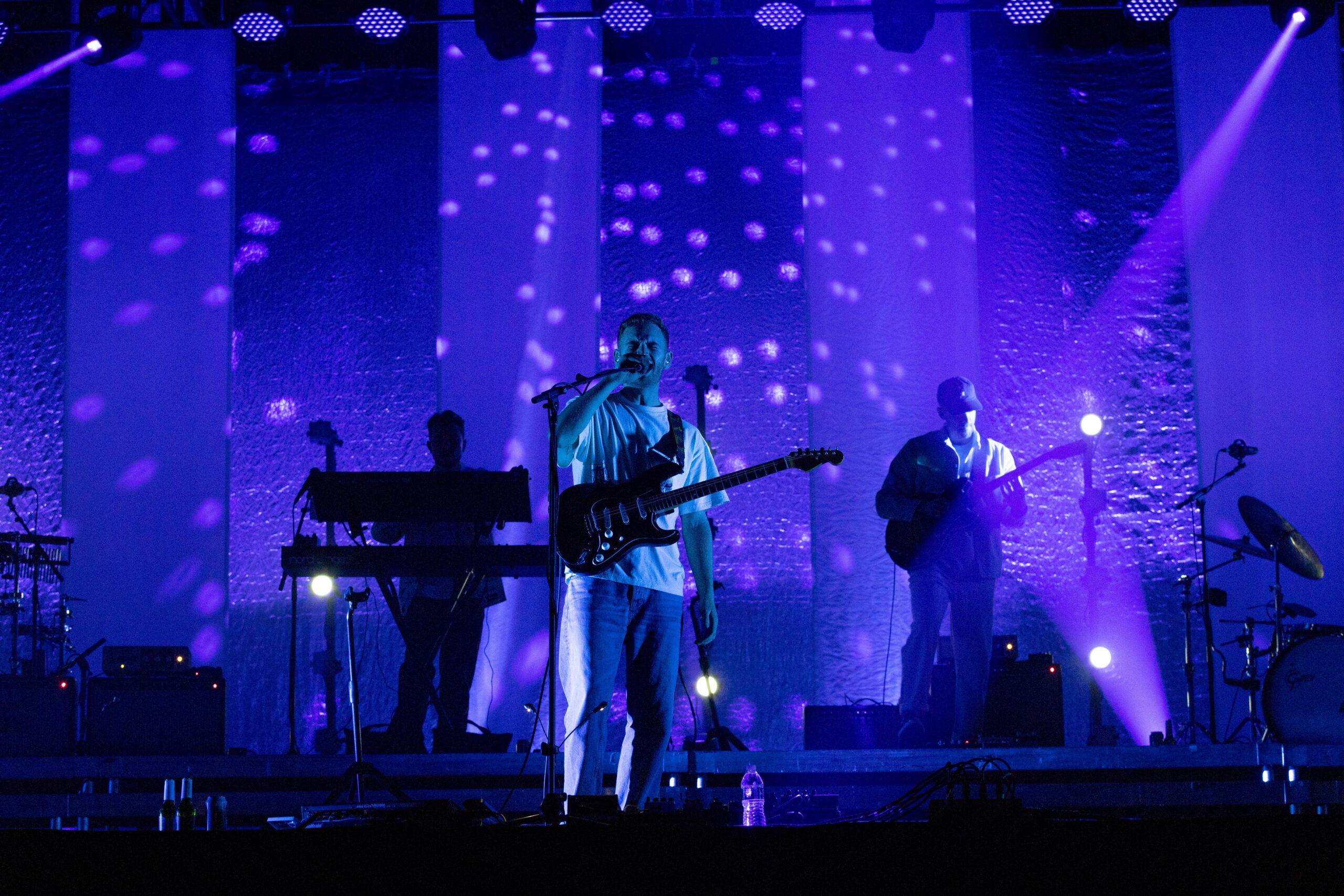 2560x1707 Tom Misch Makes Chicago Fans Feel It In Their Souls Right Secrets