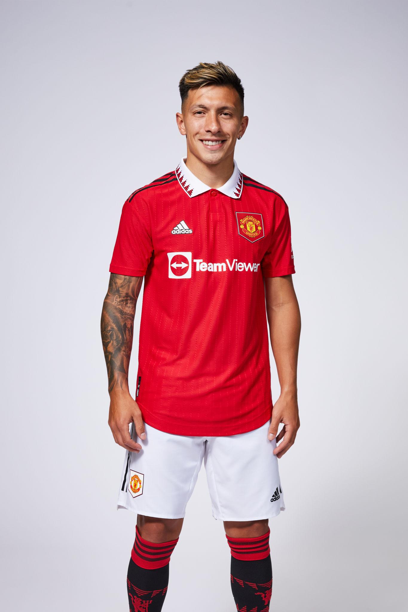 1365x2048 Lisandro Martínez Phone Wallpaper