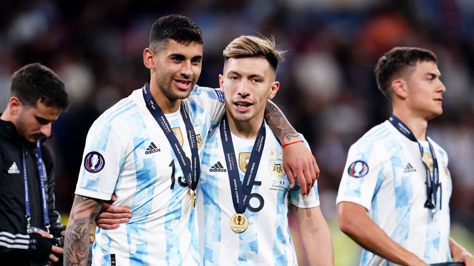 1600x900 Man Utd intensify Lisandro Martinez transfer stakes with fresh bid, as Ajax star ramps up Prem plan