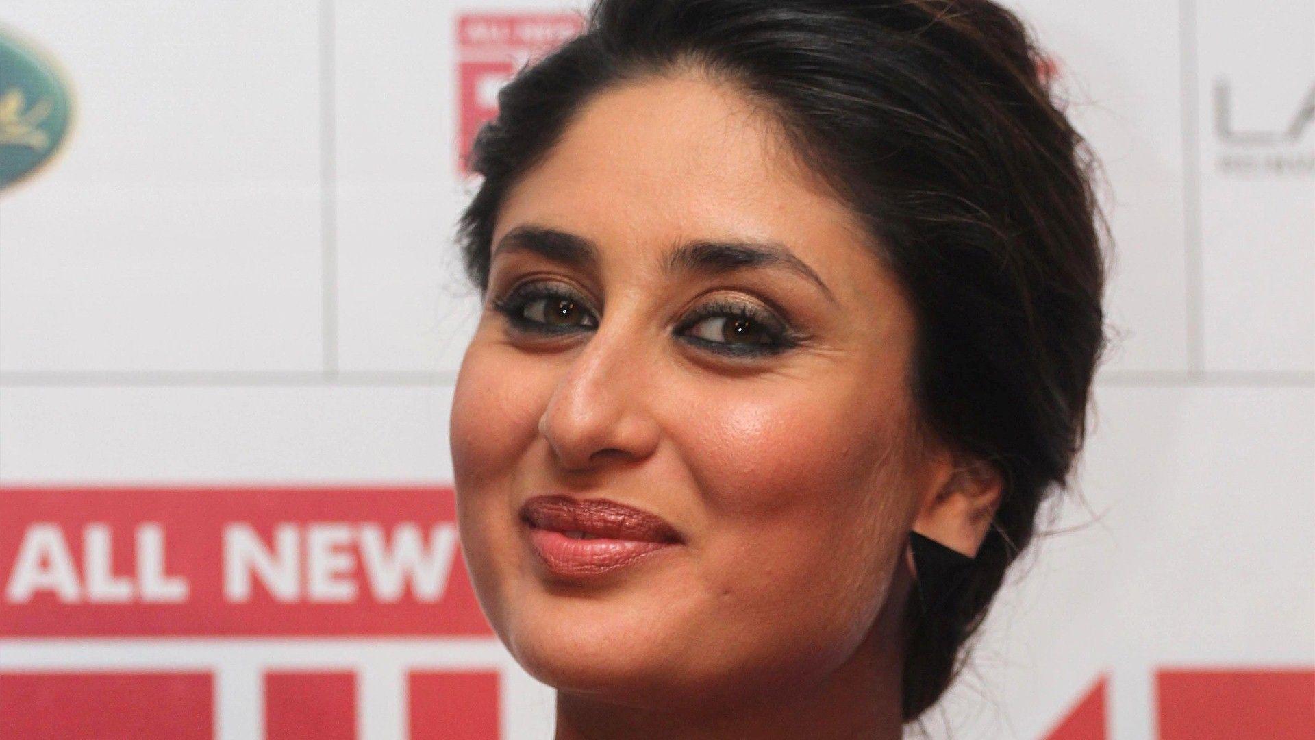 1920x1080 Kareena Kapoor and Arjun Kapoor in Ki and Ka Bollywood Film HD