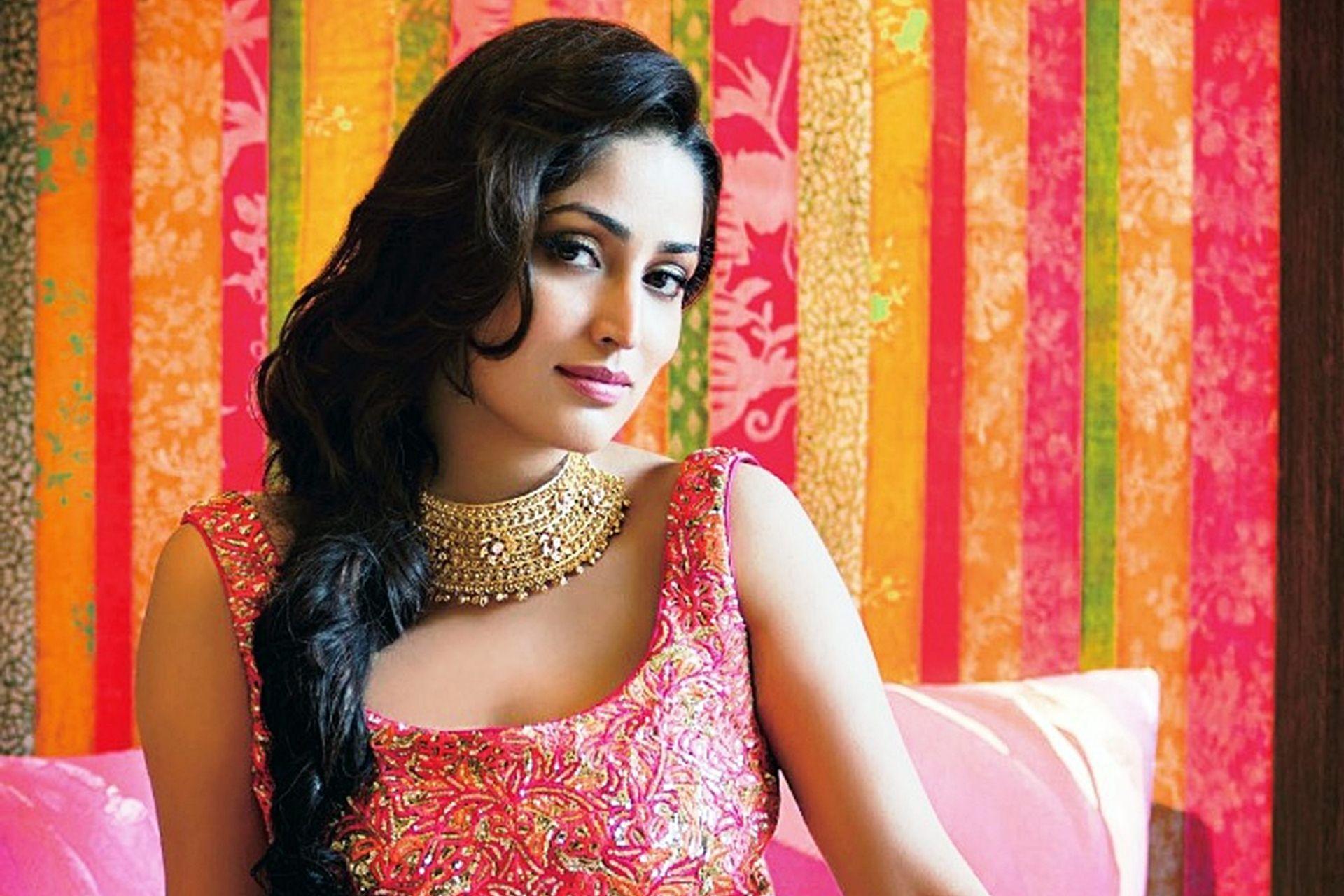 1920x1280 Beautiful Actress Yami Gautam Image And Photo Gallery