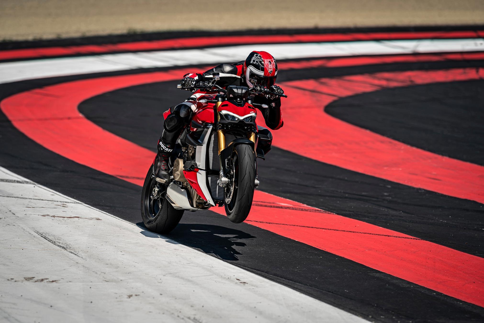 2022x1348 Ducati Streetfighter V4S Guide • Total Motorcycle