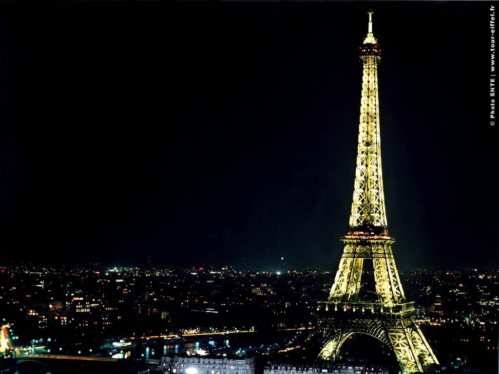 1024x768 Hình nền tháp Eiffel 7 - 1024 X 768
