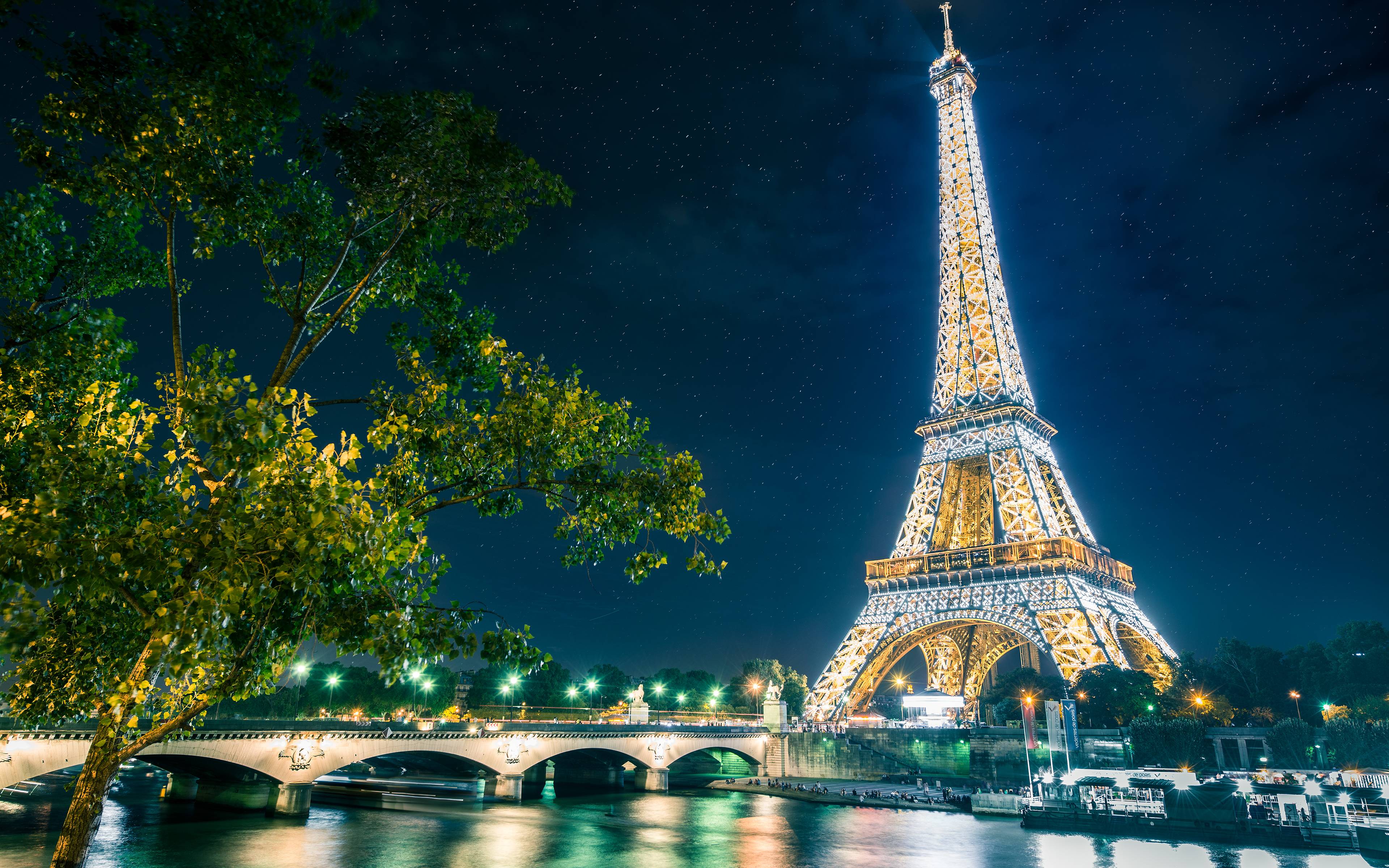 hình ảnh  ánh sáng tháp Eiffel Paris Sự phản chiếu Tháp Mốc bóng  tối vào ban đêm Đèn Ngọn lửa 2592x3872   1342822  hình ảnh đẹp   PxHere