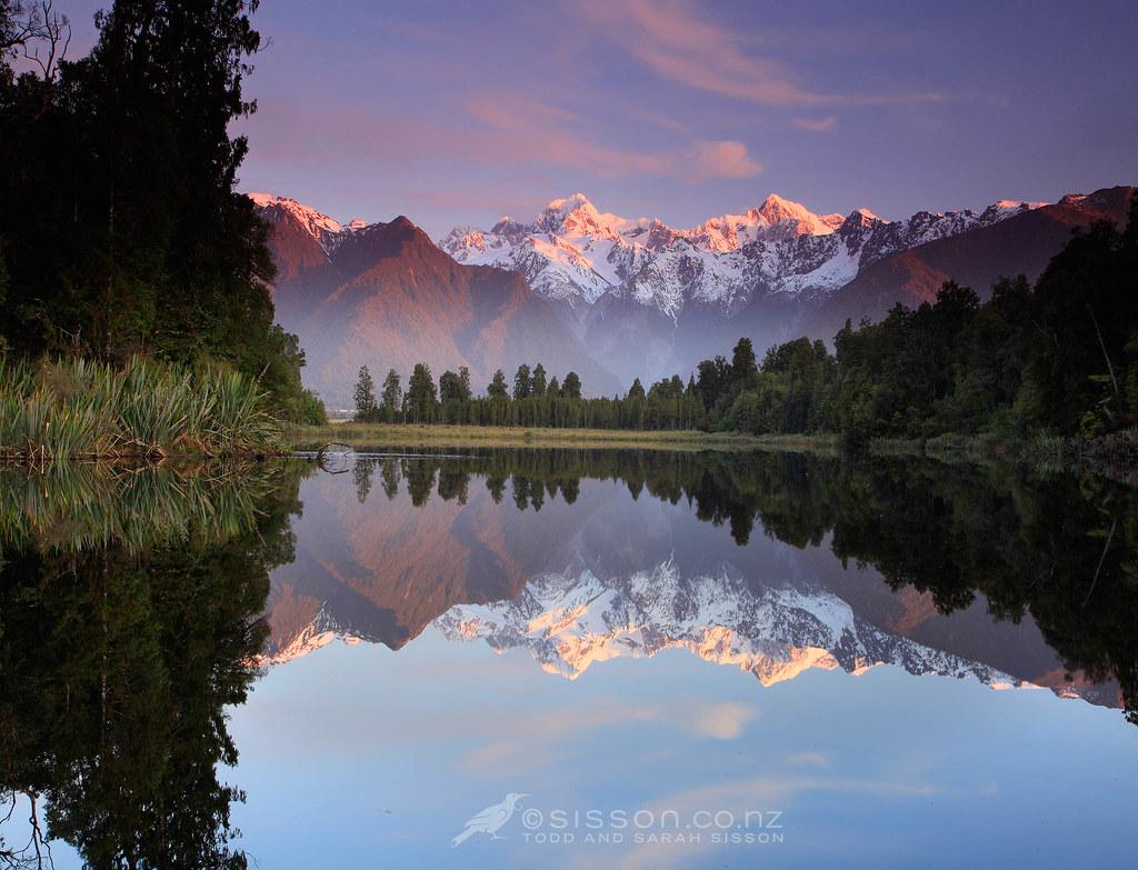 1024x783 Free iPad 3 Wallpaper. Lake Matheson West Coast New Zeala