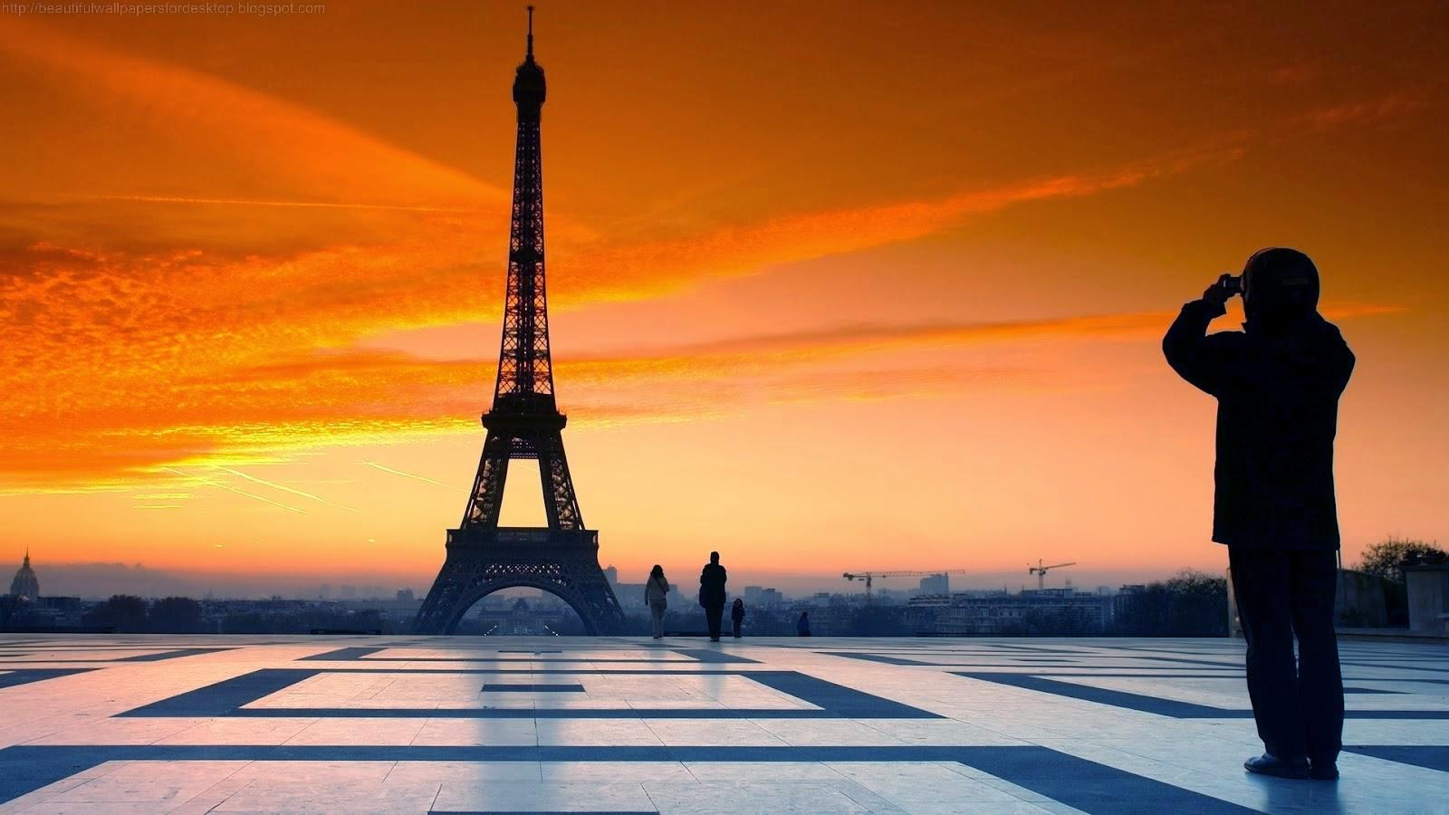 Hình nền 1600x900 Tháp Eiffel tuyệt vời vào thời điểm buổi tối.  tháp Eiffel