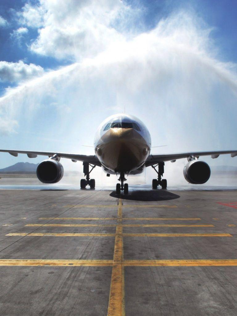 768x1024 Airbus A330 Passenger Aircraft iPad mini wallpaper