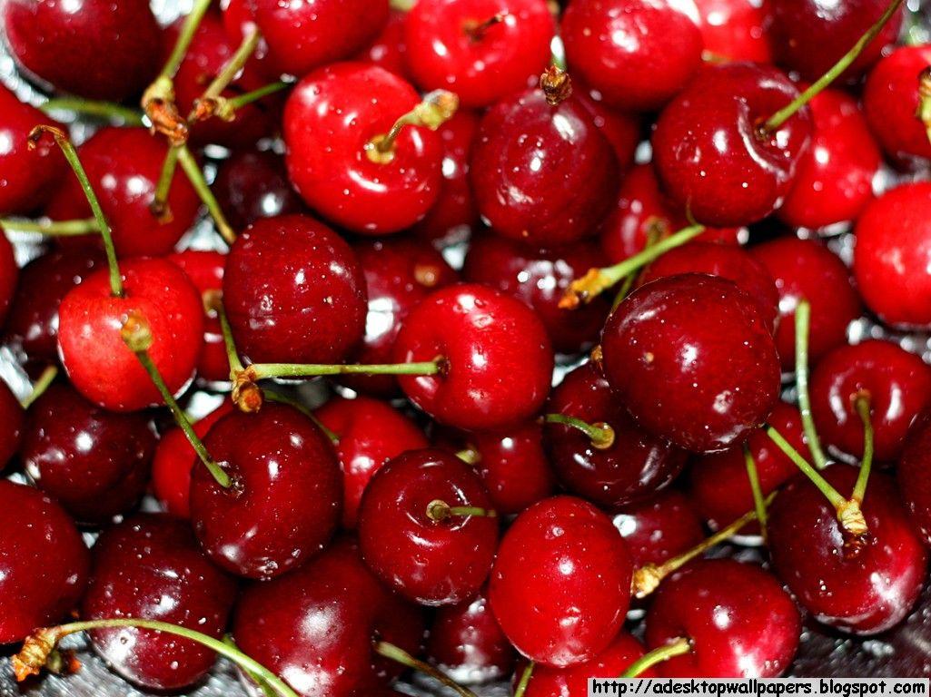 1025x768 Cherry Fruit Wallpaper