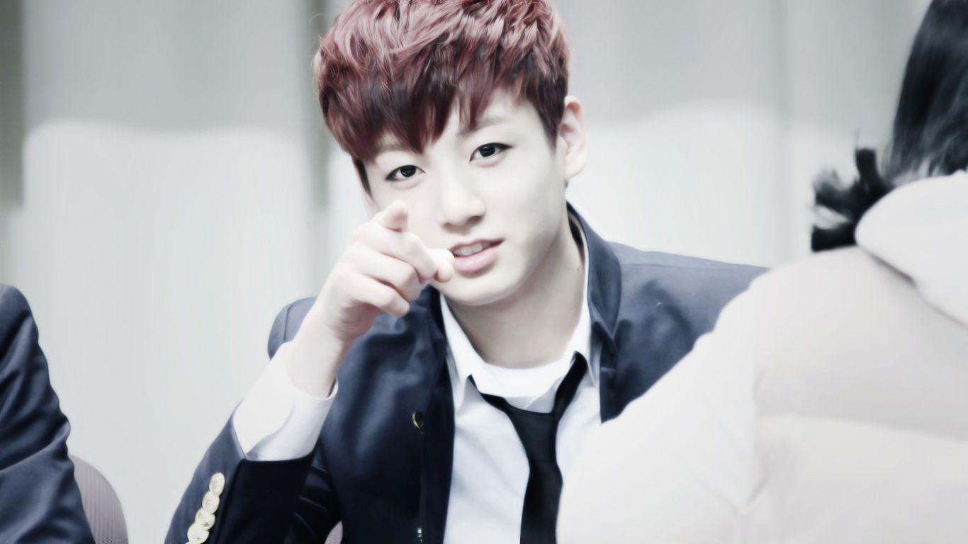 1366x768 Jung Kook Desktop Wallpaper