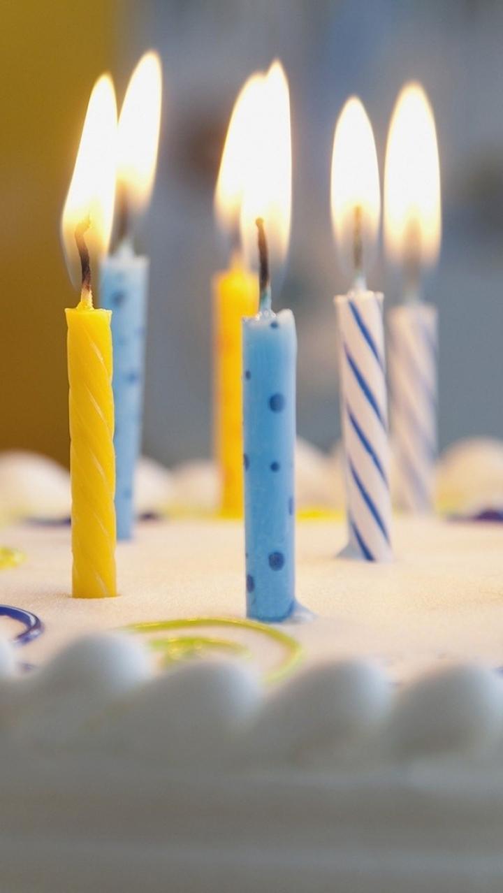 720x1278 Download Candles on birthday cake iphone wallpaper wallpaper for your mobile cell phone