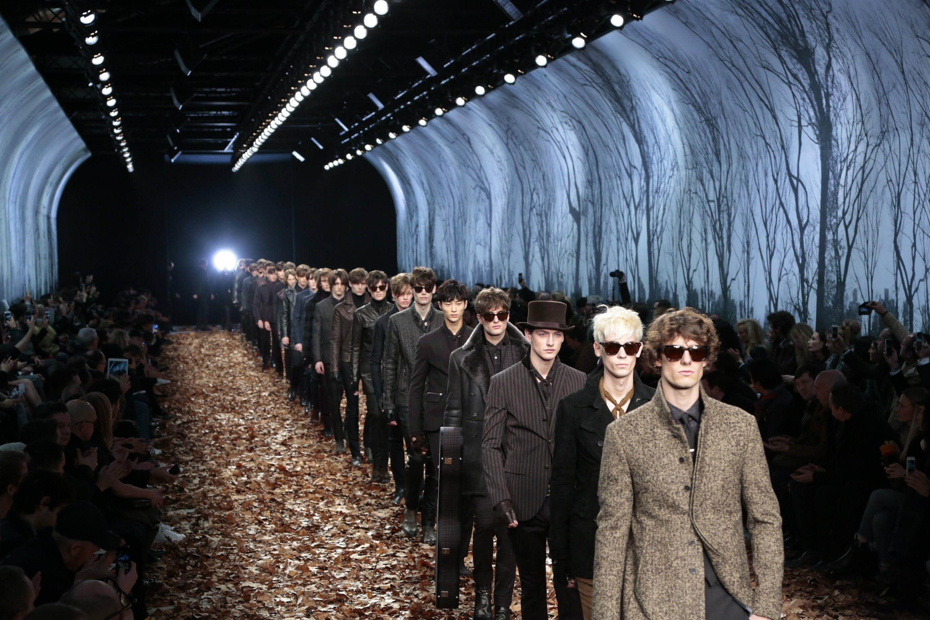 3000x2000 Fashion Show Wallpaper