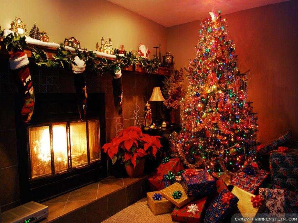 1024x768 Group of Closed For Christmas Wallpaper