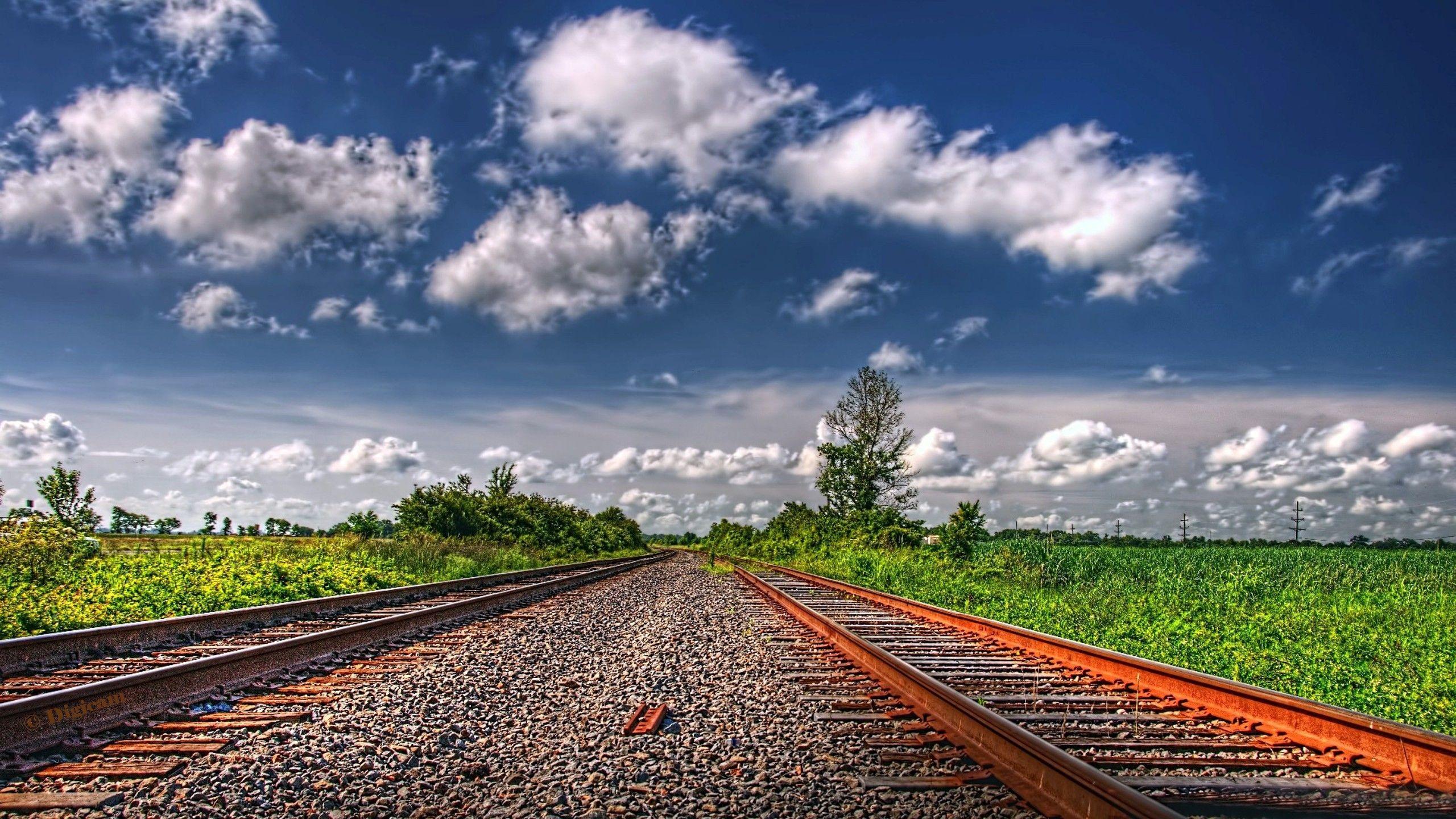 2560x1440 Railroad