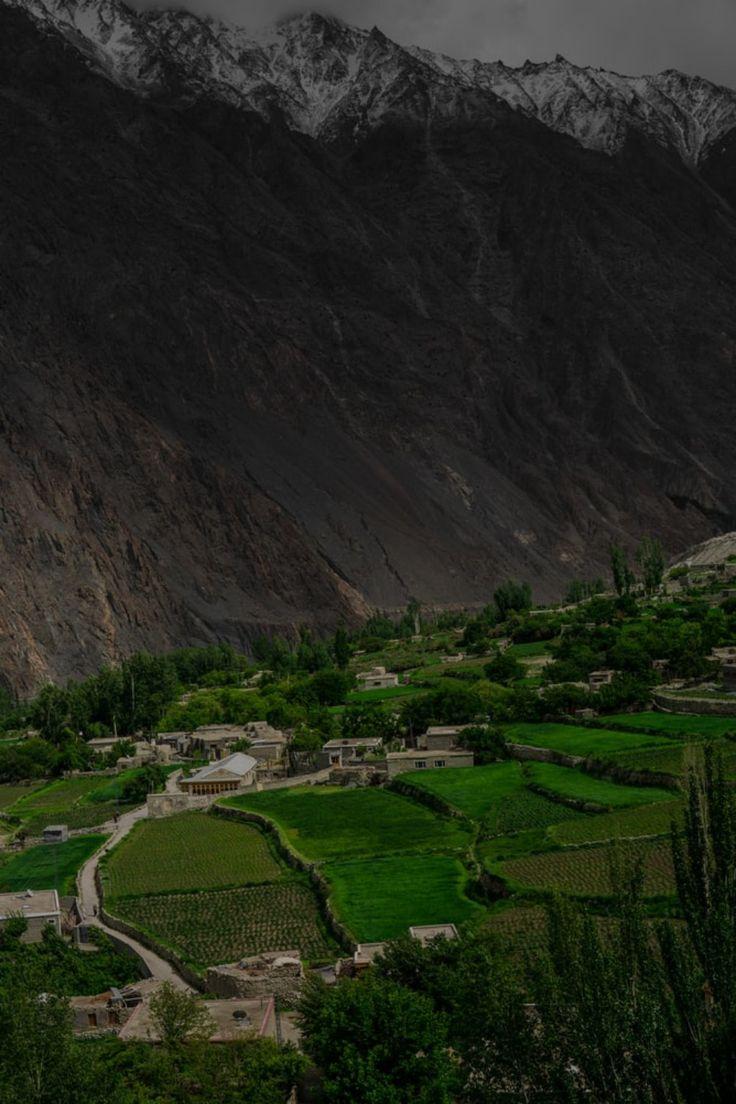 736x1104 Hunza Valley. iPhone wallpaper, Hunza valley, iPhone wallpaper image