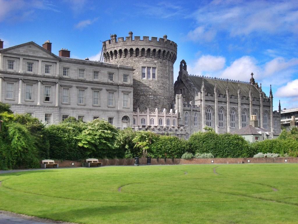 1024x768 Dublin Castle Walsh Chauffeur