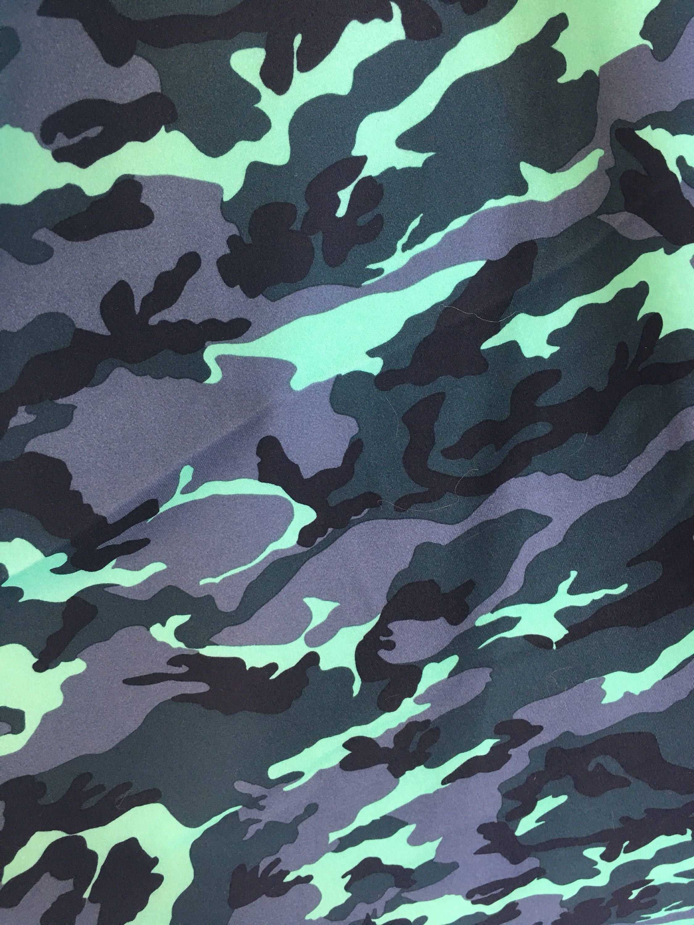2250x3000 4k Camo Wallpaper