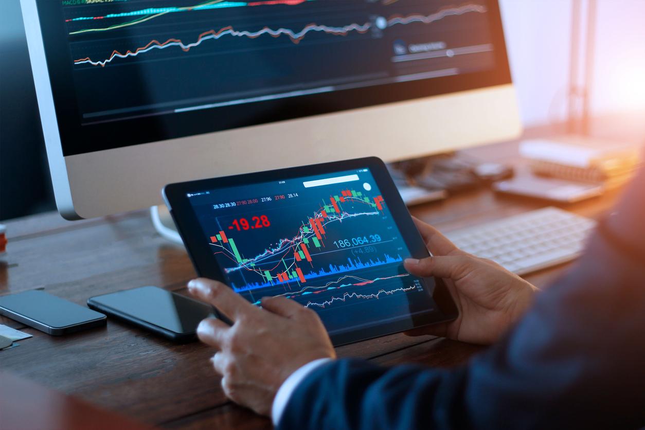 1254x836 Ways to Stay in the Game While Trading Forex