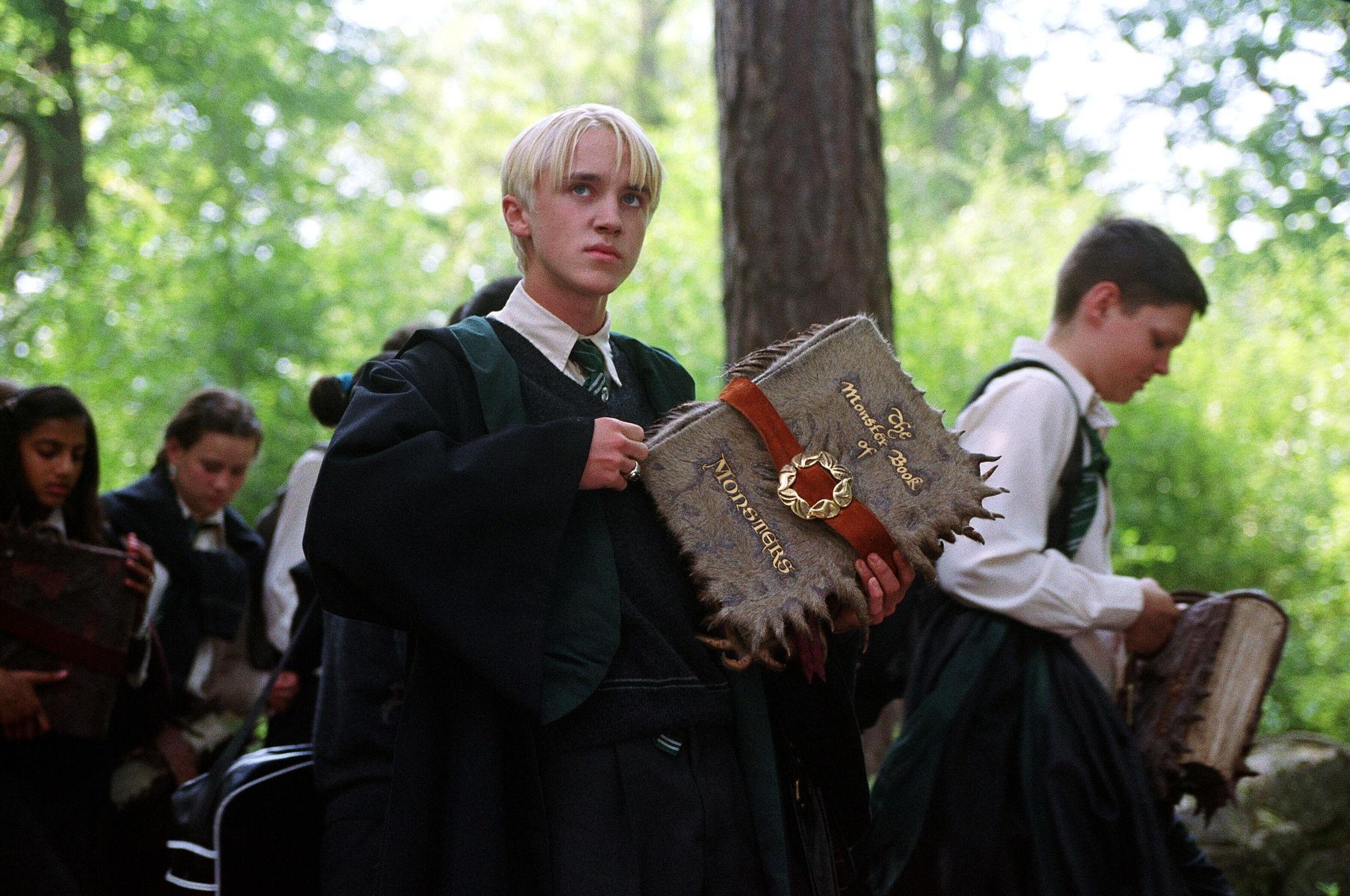 2048x1360 Tom Felton HD Wallpaper and Background
