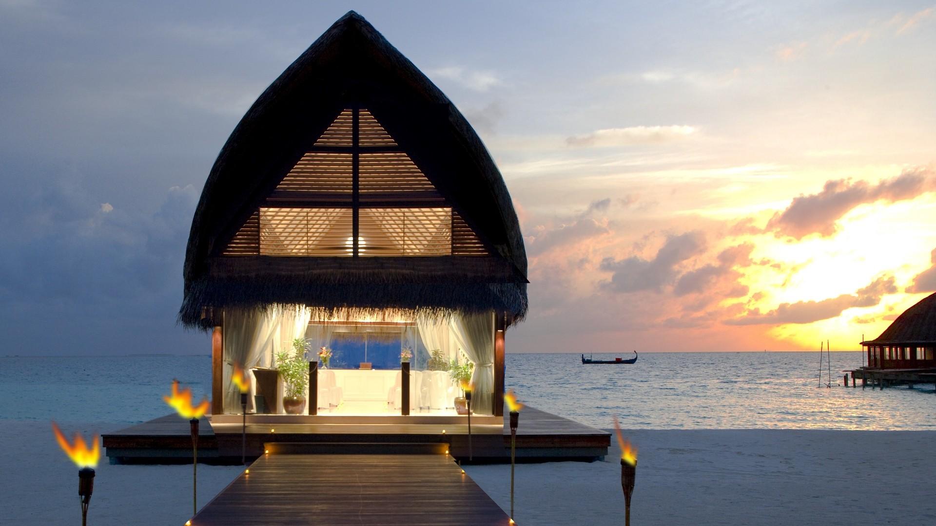 1920x1080 Maldives, beach, tropics, sea, sand, bungalow. picture, photo, desktop wallpaper