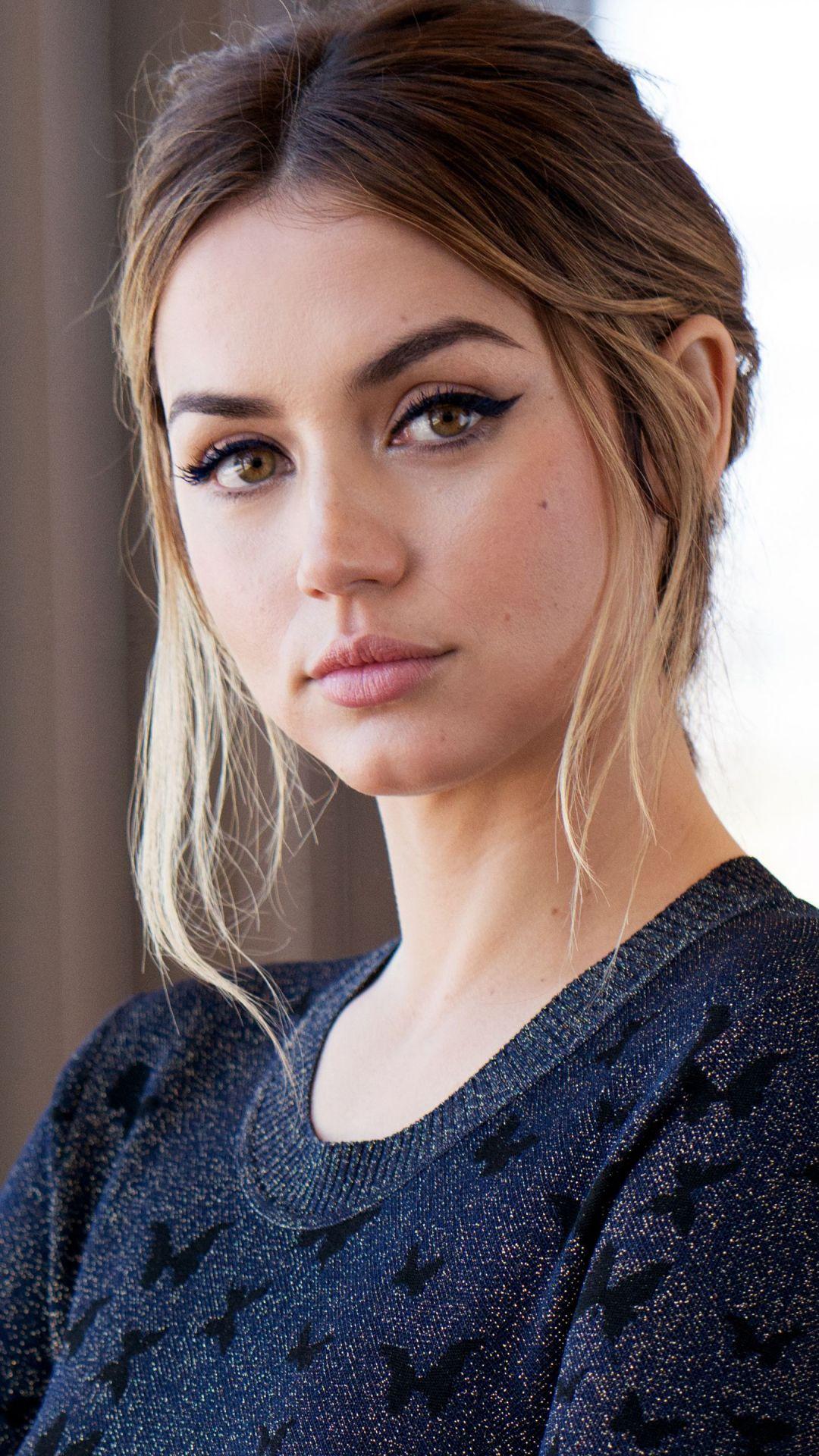 1080x1920 Celebrity Ana De Armas (1440x2560) Wallpaper
