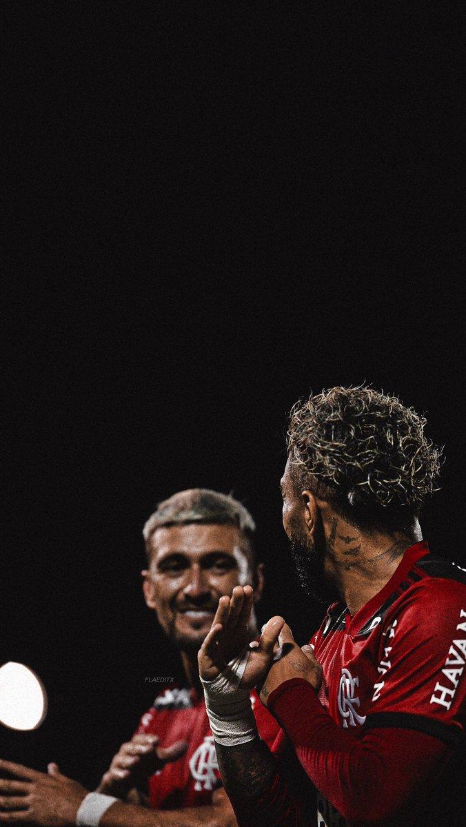 676x1200 FlaEditx Arrascaeta e Gabigol