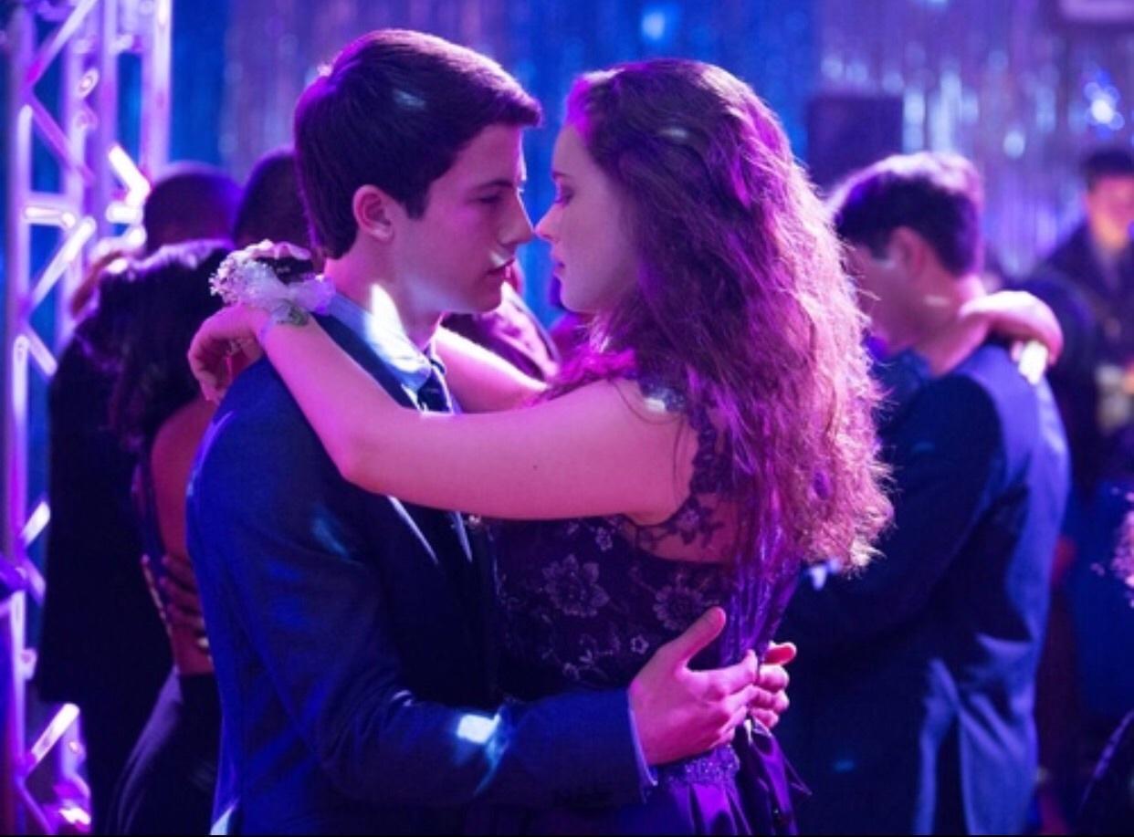 1242x917 Hannah And Clay Wallpaper
