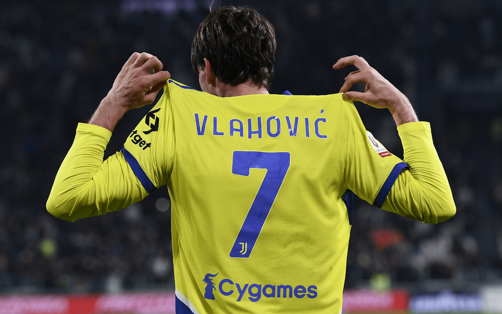 1600x1000 Dusan Vlahovic scores with all jerseys