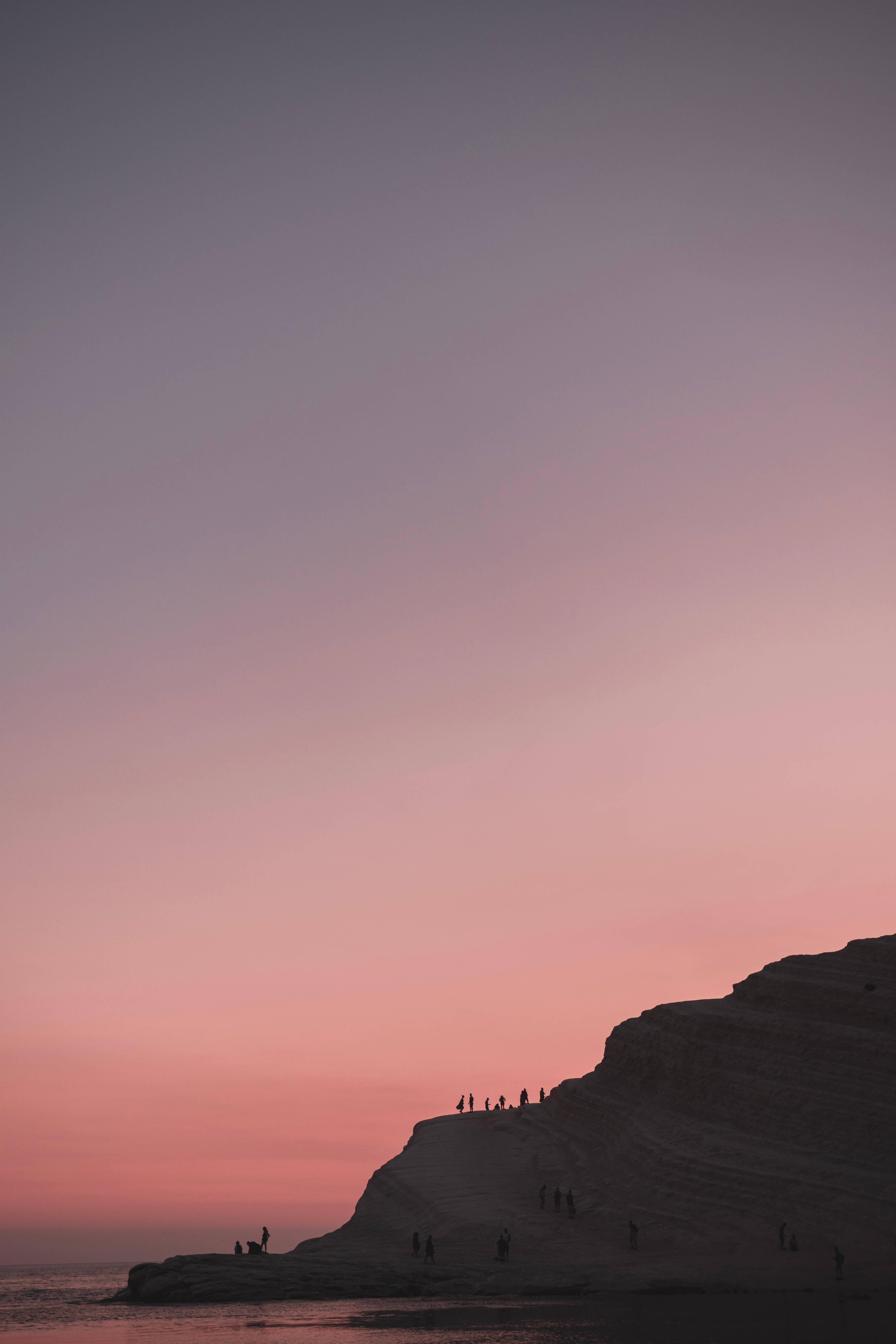 4000x6000 Download Hills With Ombre Sunset Wallpaper