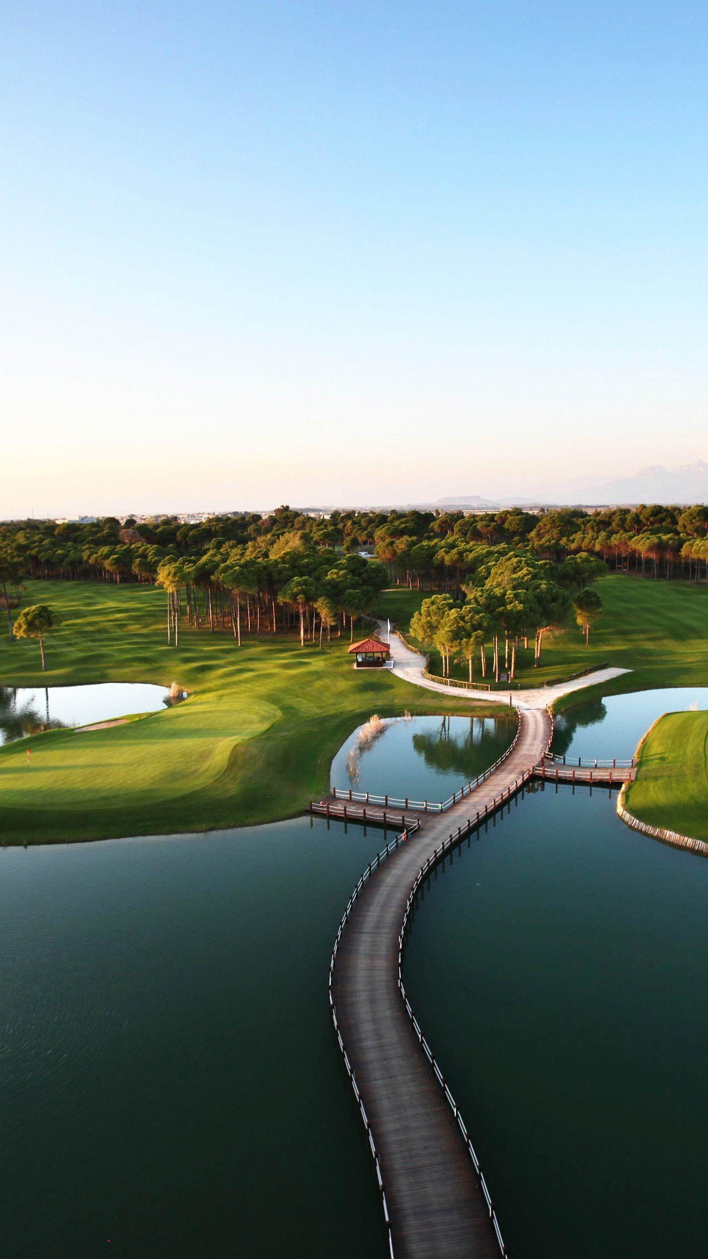 1440x2560 Golf Course iPhone Wallpaper. Golf courses, Golf course photography, Golf picture