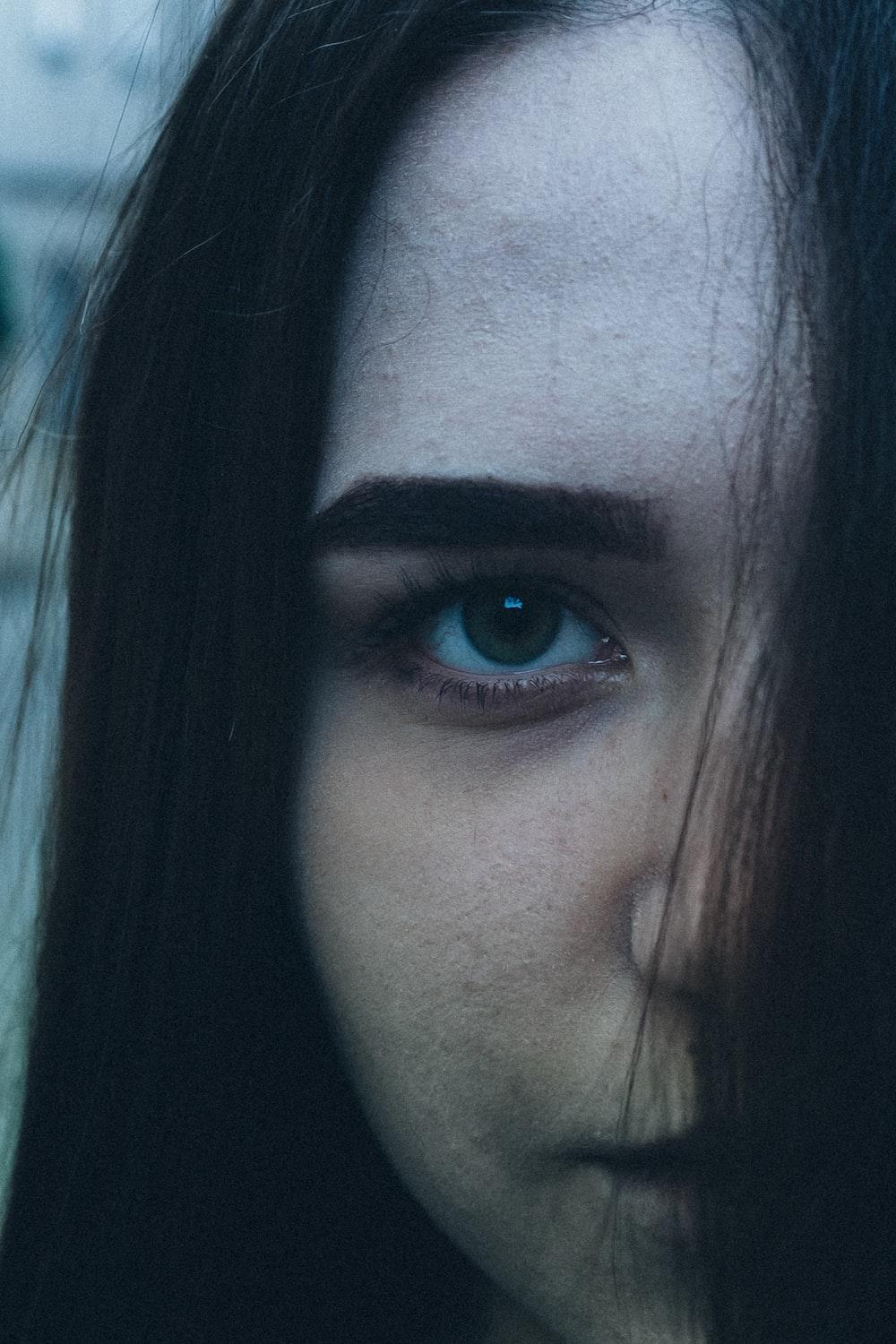 1000x1500 Mystery Girl Picture. Download Free Image
