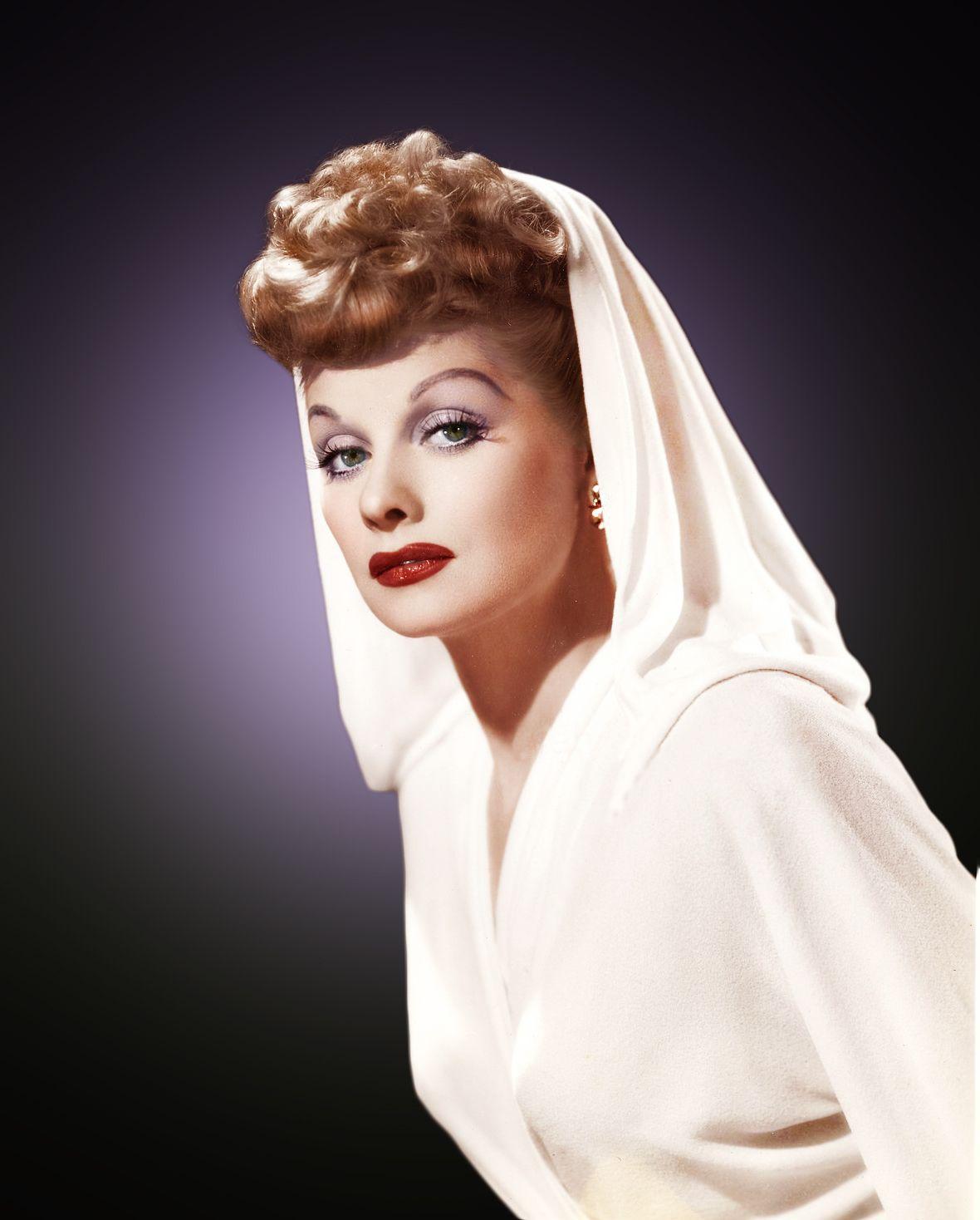 1180x1468 Lucille Ball Wallpaper