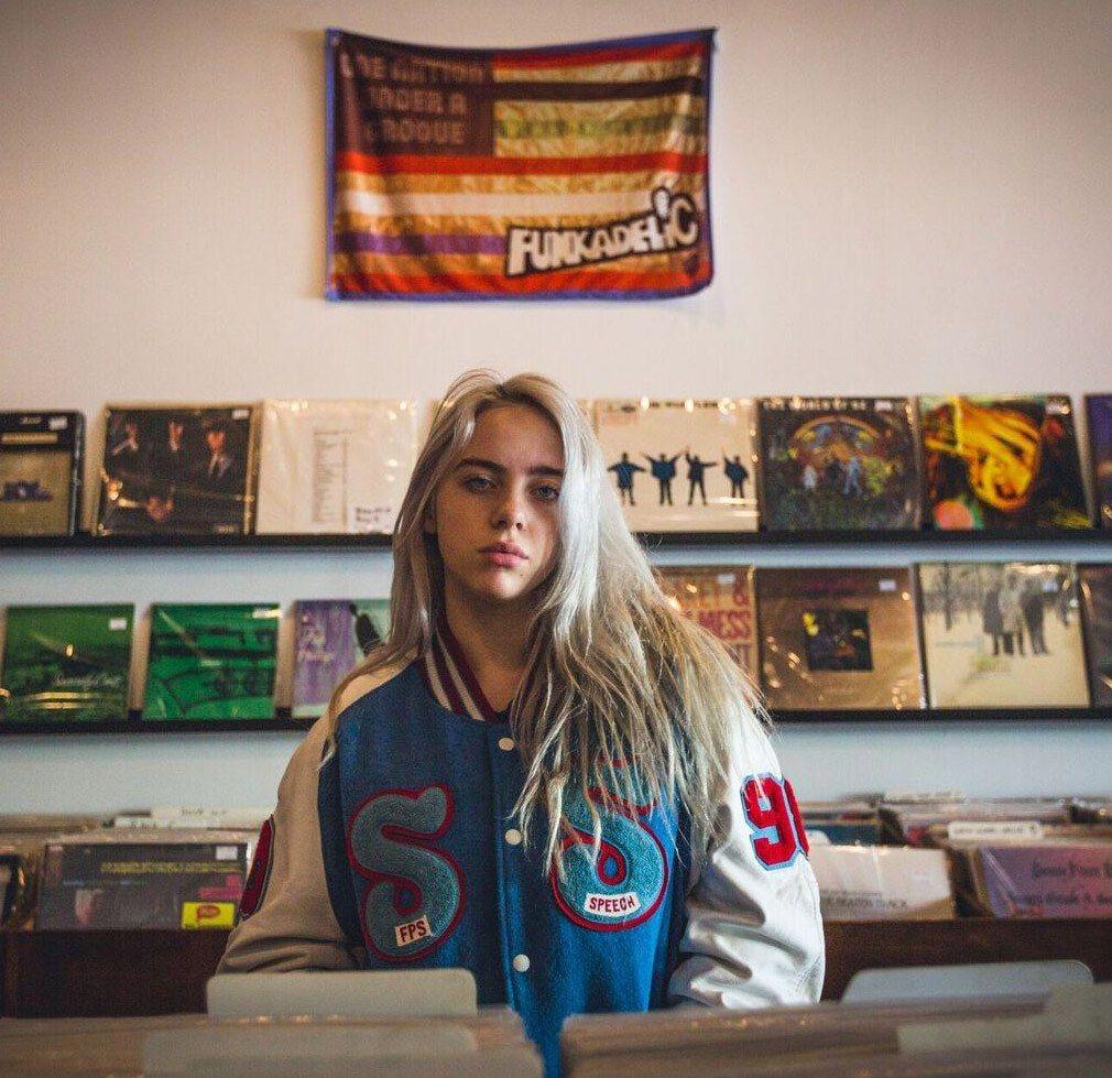 1010x979 billie eilish Eilish Photo