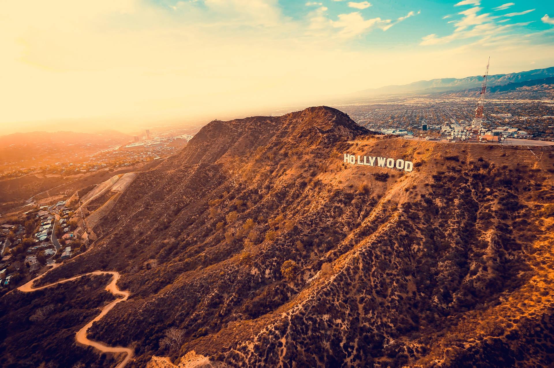 1920x1277 Download Iconic Hollywood Sign In Los Angeles Wallpaper