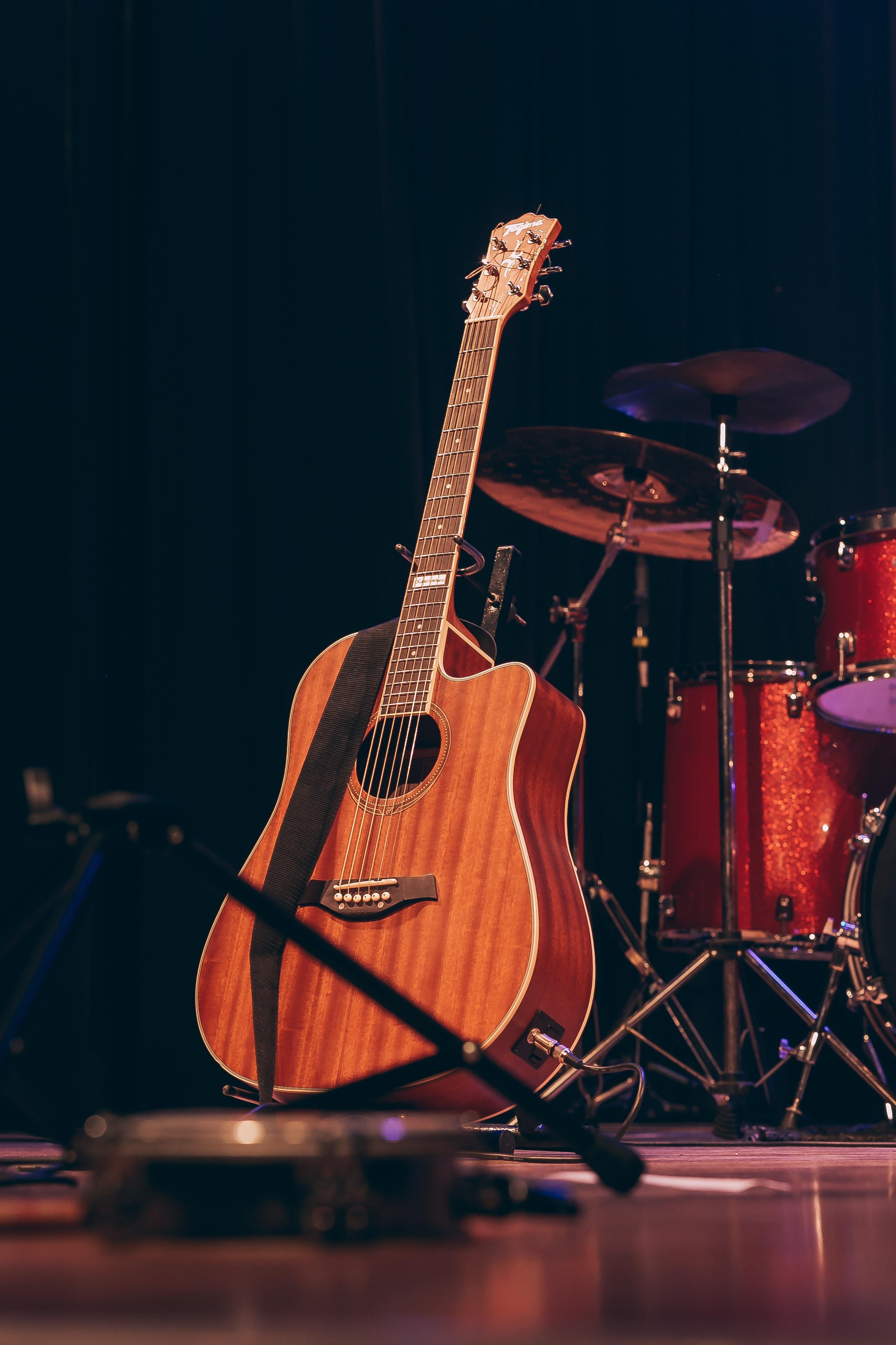 2640x3960 Acoustic Guitar Photo, Download Free Acoustic Guitar & HD Image
