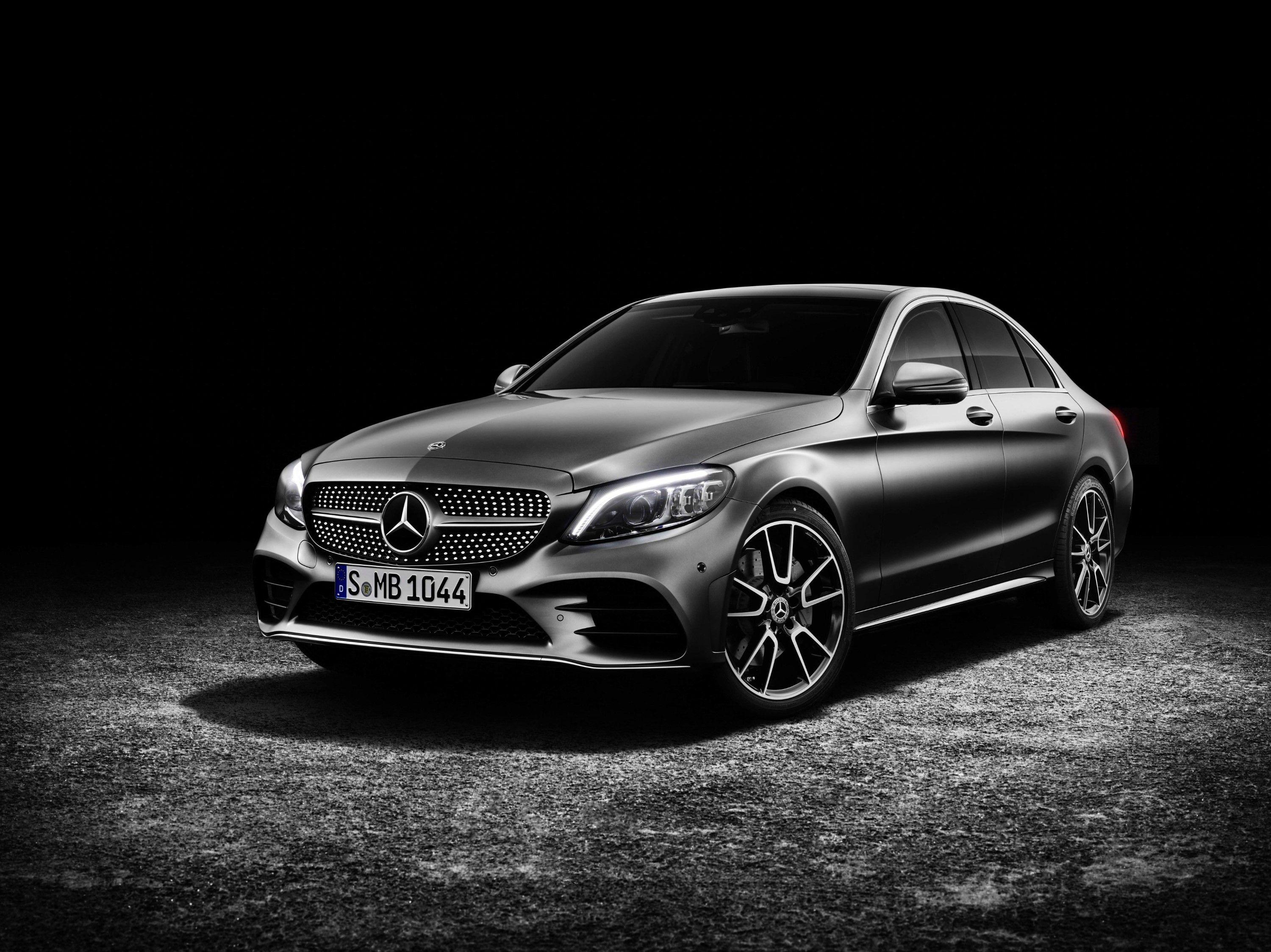 3000x2249 Mercedes C200 Wallpaper