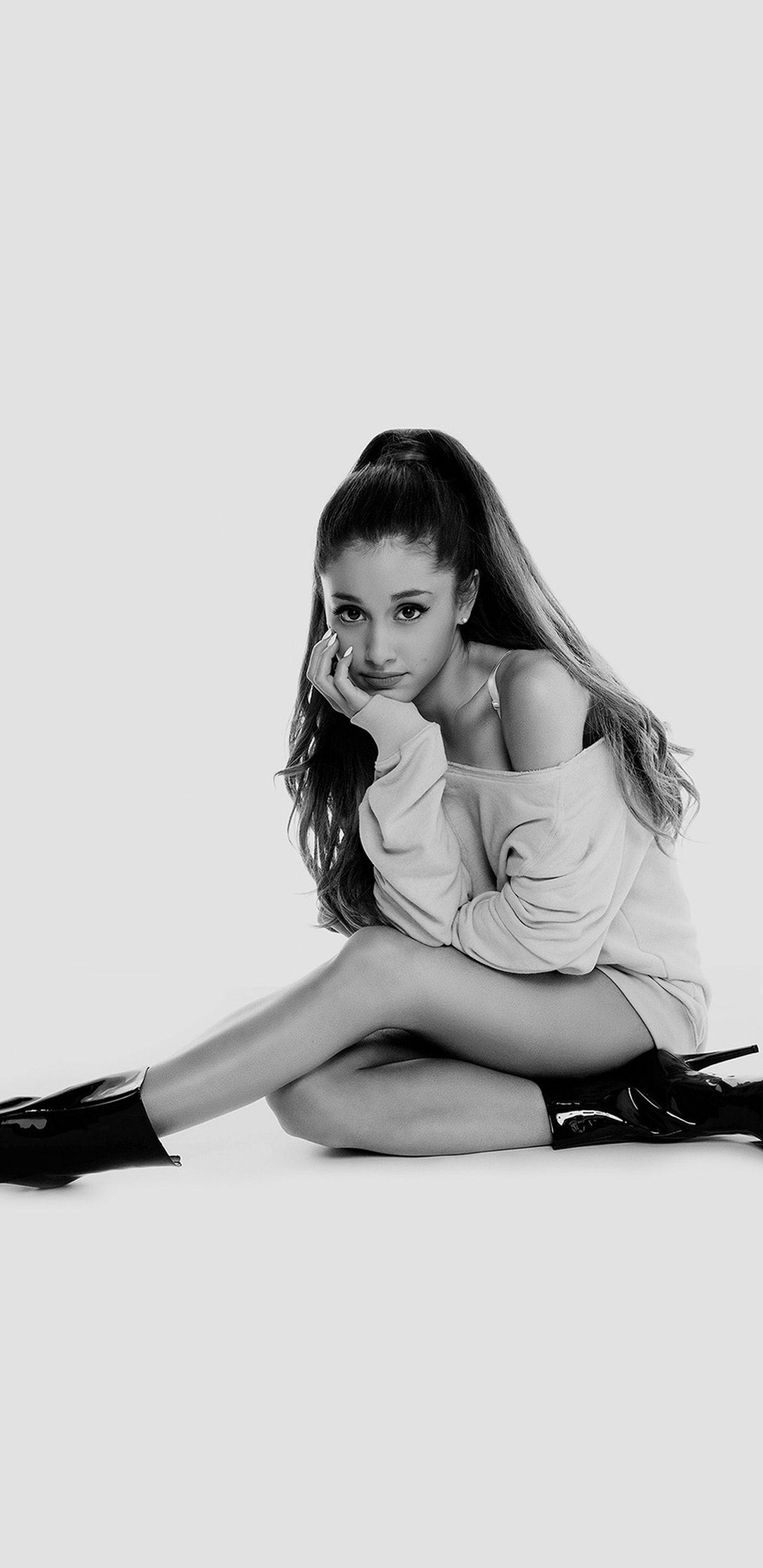 Ariana Grande Phone Wallpapers Top Free