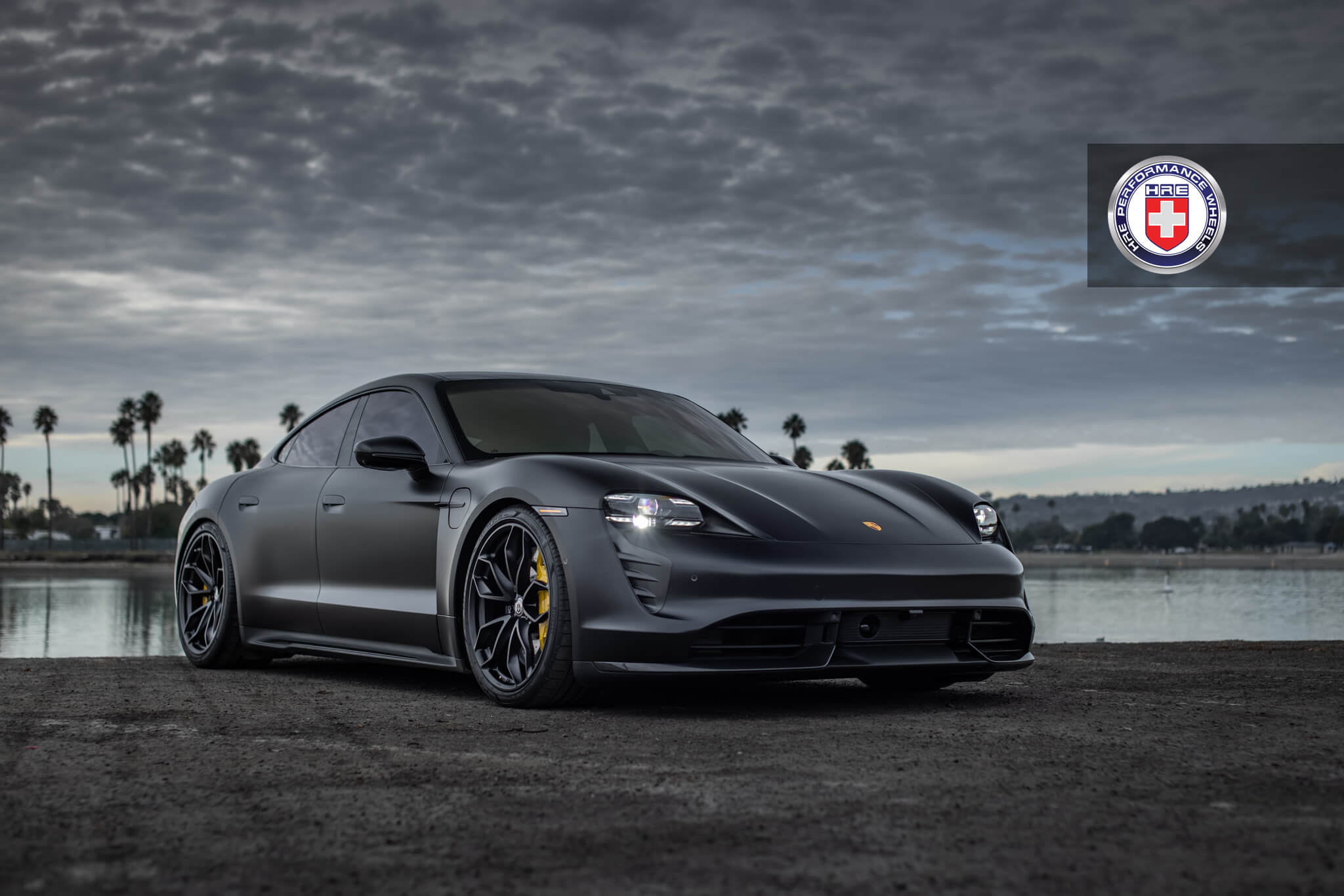 2048x1366 Jet Black Porsche Taycan Turbo S with HRE P201 Wheels
