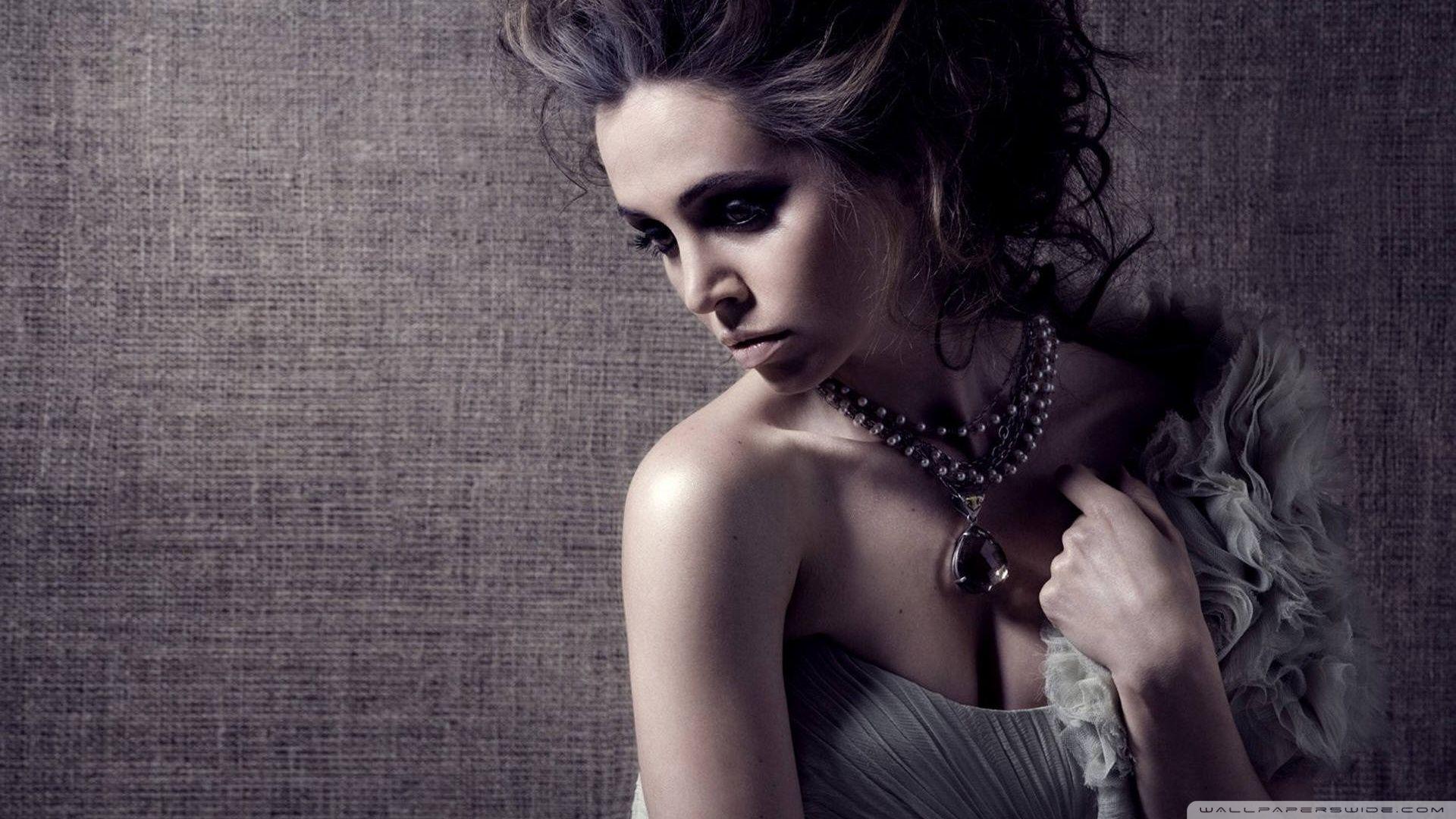 1920x1080 Ellegant For Women Wallpaper
