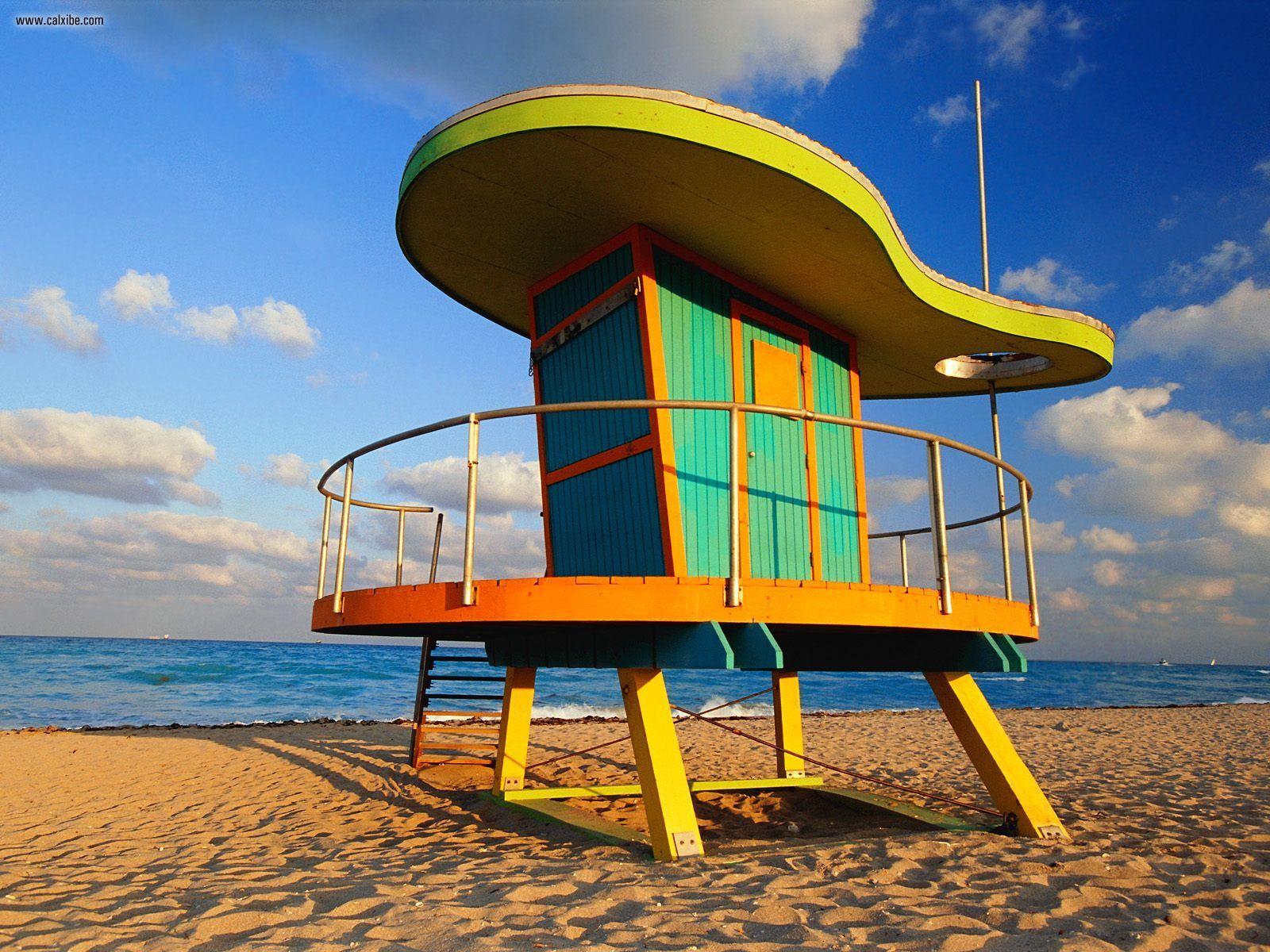 1600x1200 Miami Wallpaper: The City Skyline Across The Beach